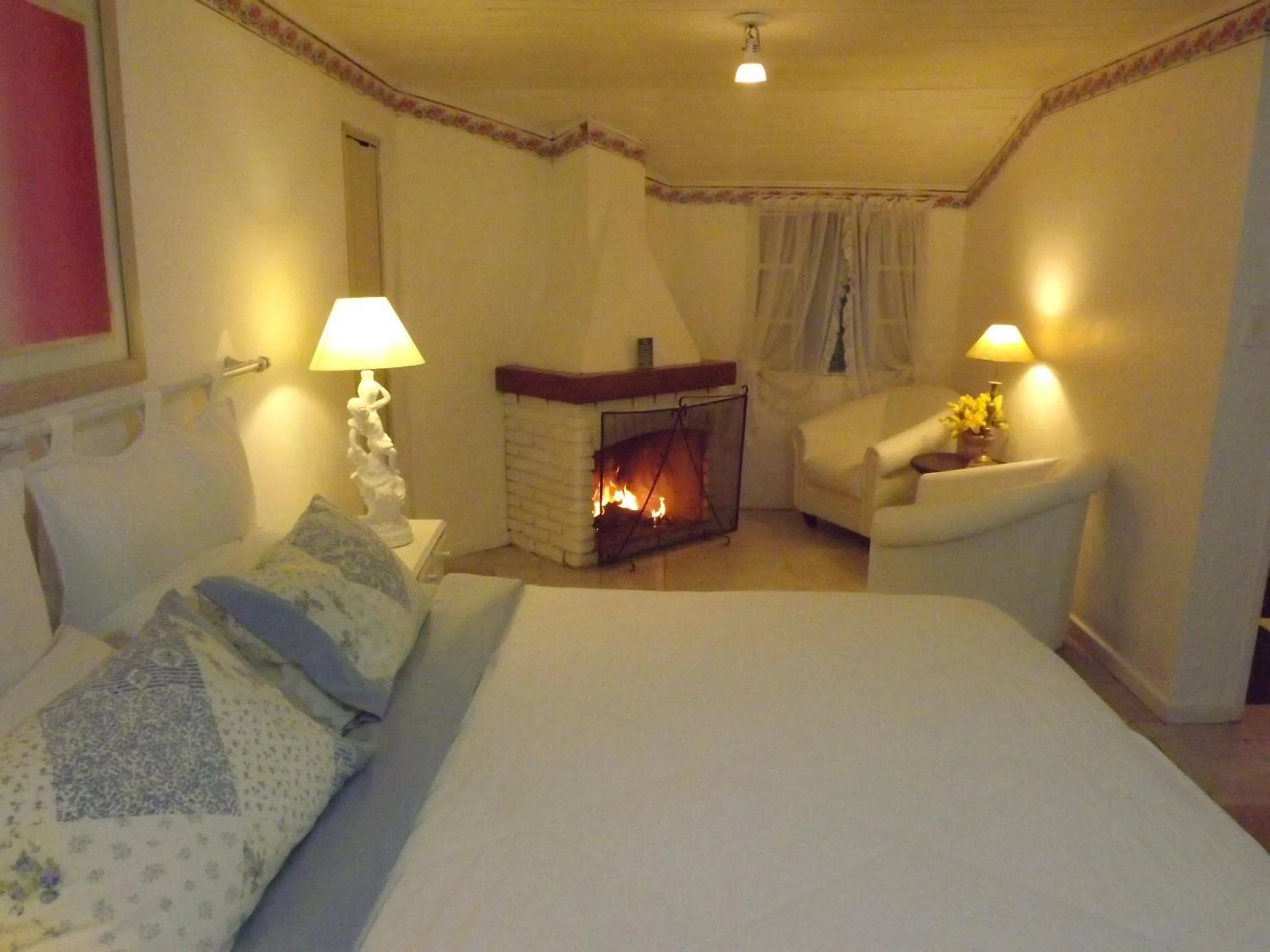 Photo of the whole room, Bed in Hotel Vivenda Penedo