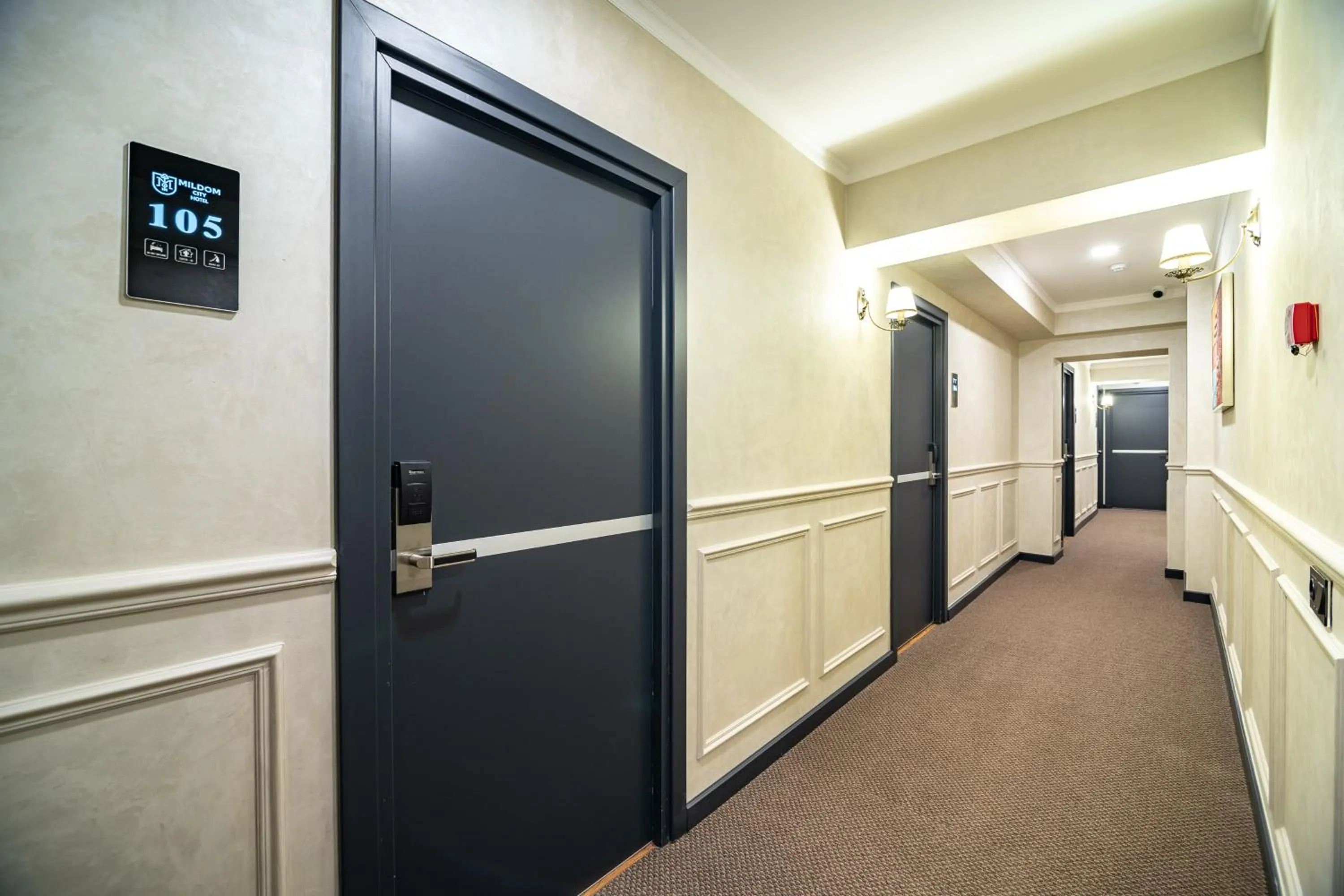 Property building in Mildom City Hotel