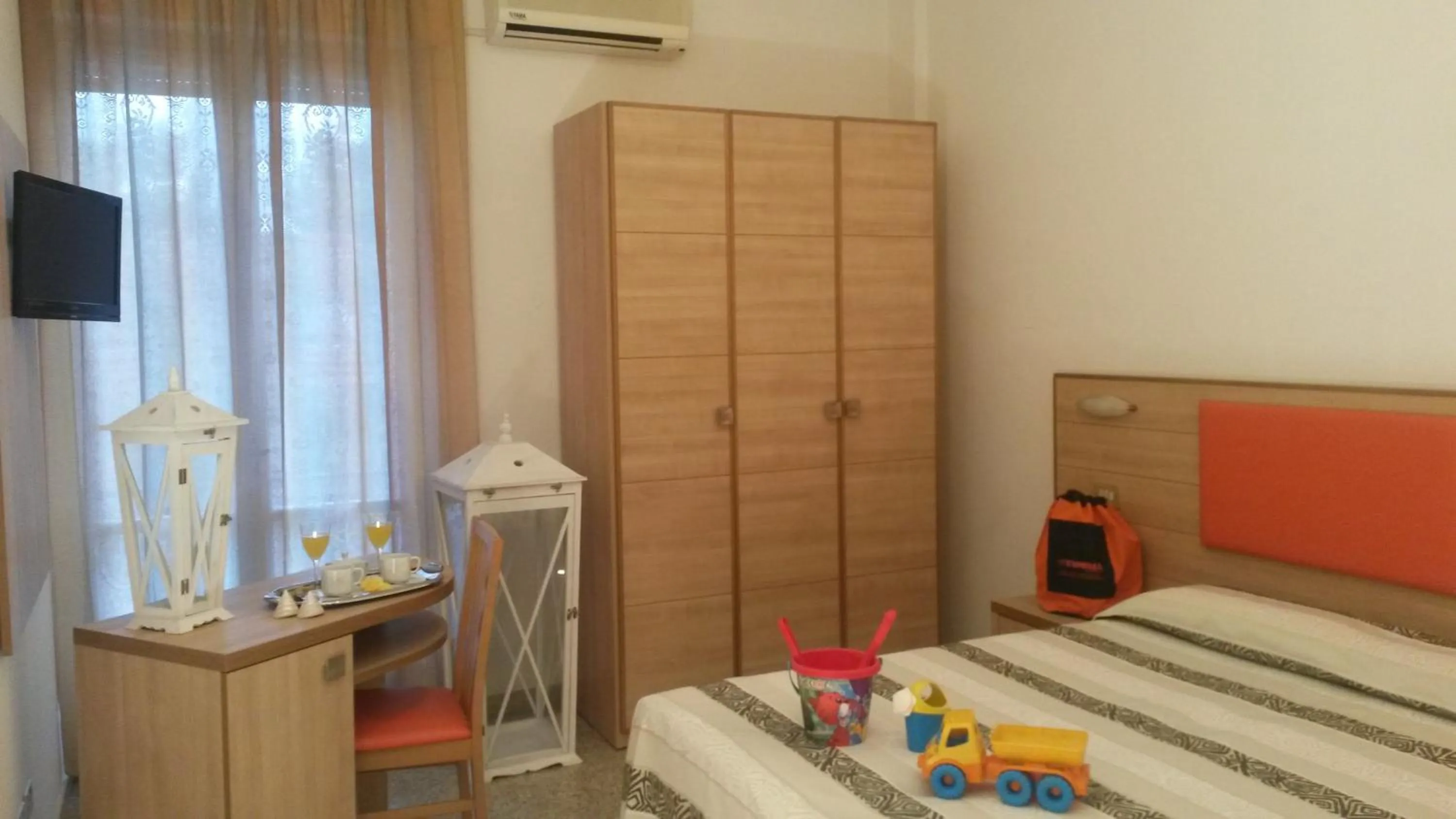 Bedroom, Bed in Hotel Camelia