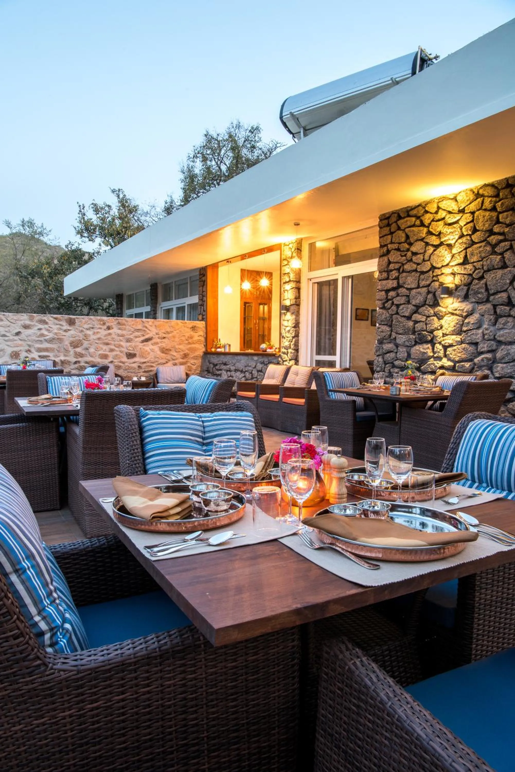 Restaurant/places to eat in Wordsworth Lodge