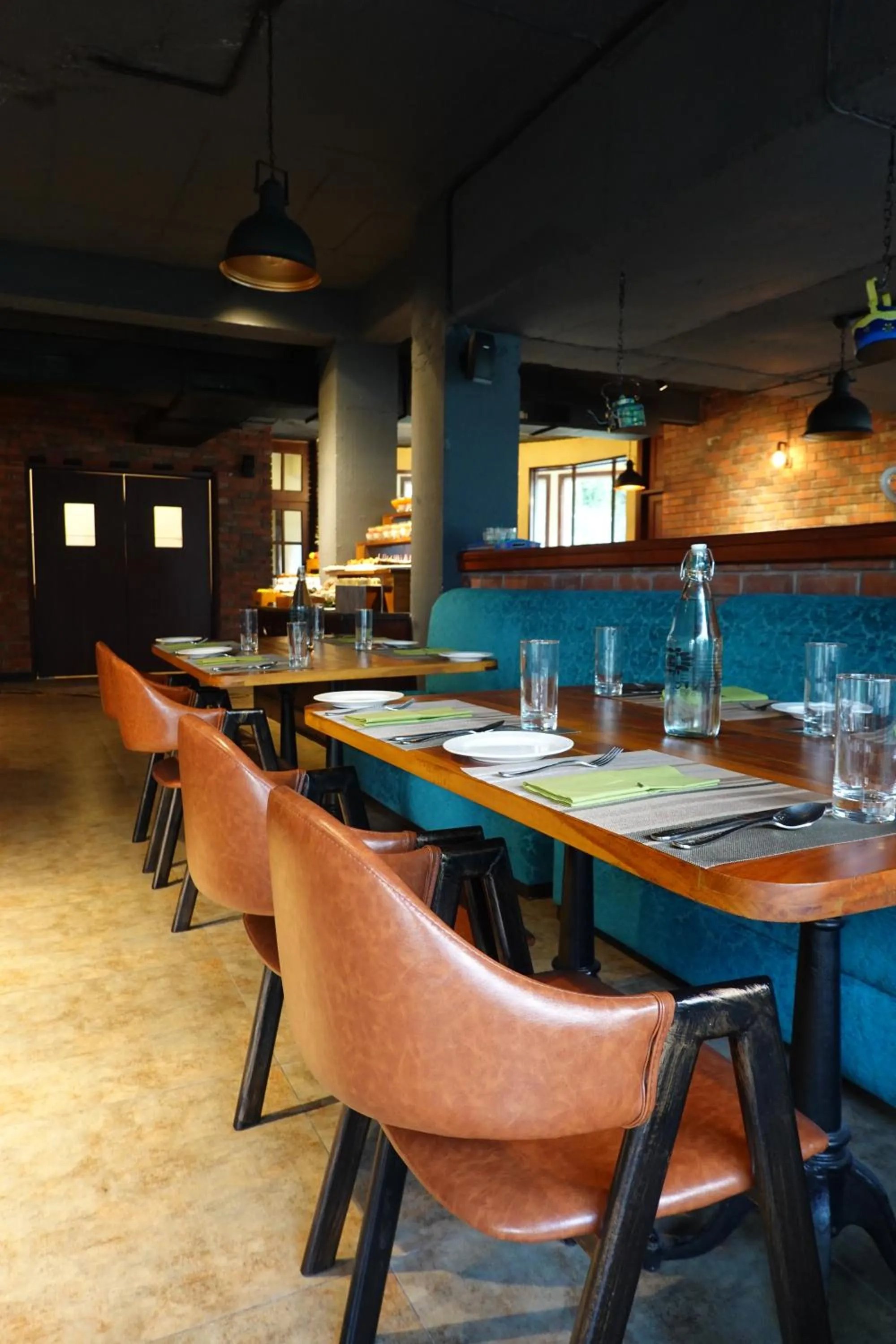 Restaurant/places to eat in Araiya Palampur