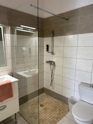 Bathroom in LOGIS Hôtel La Chaumière