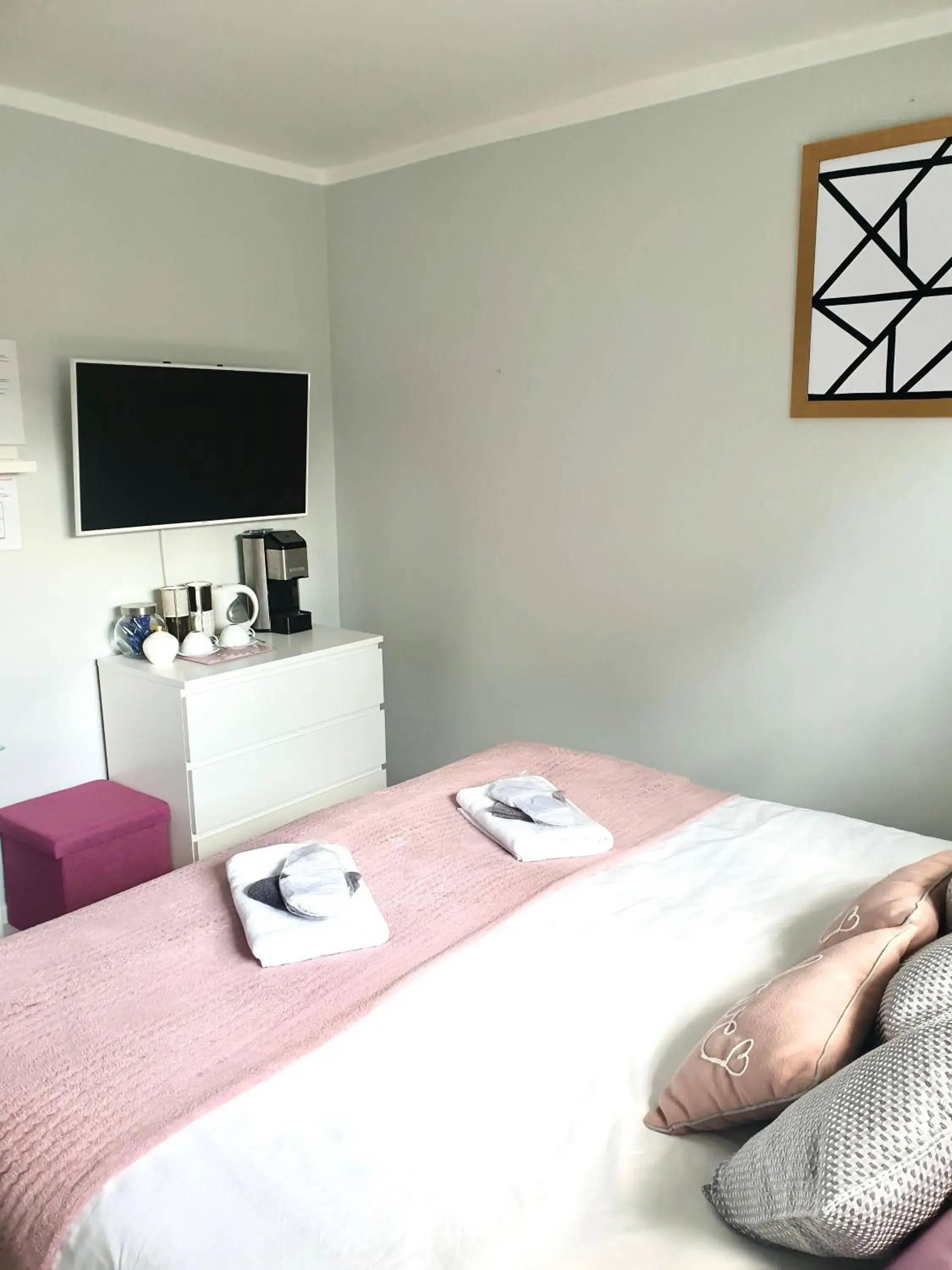 Double or Twin Room in Comfortable rooms in the house Double or Twin Room in Comfortable rooms in the house