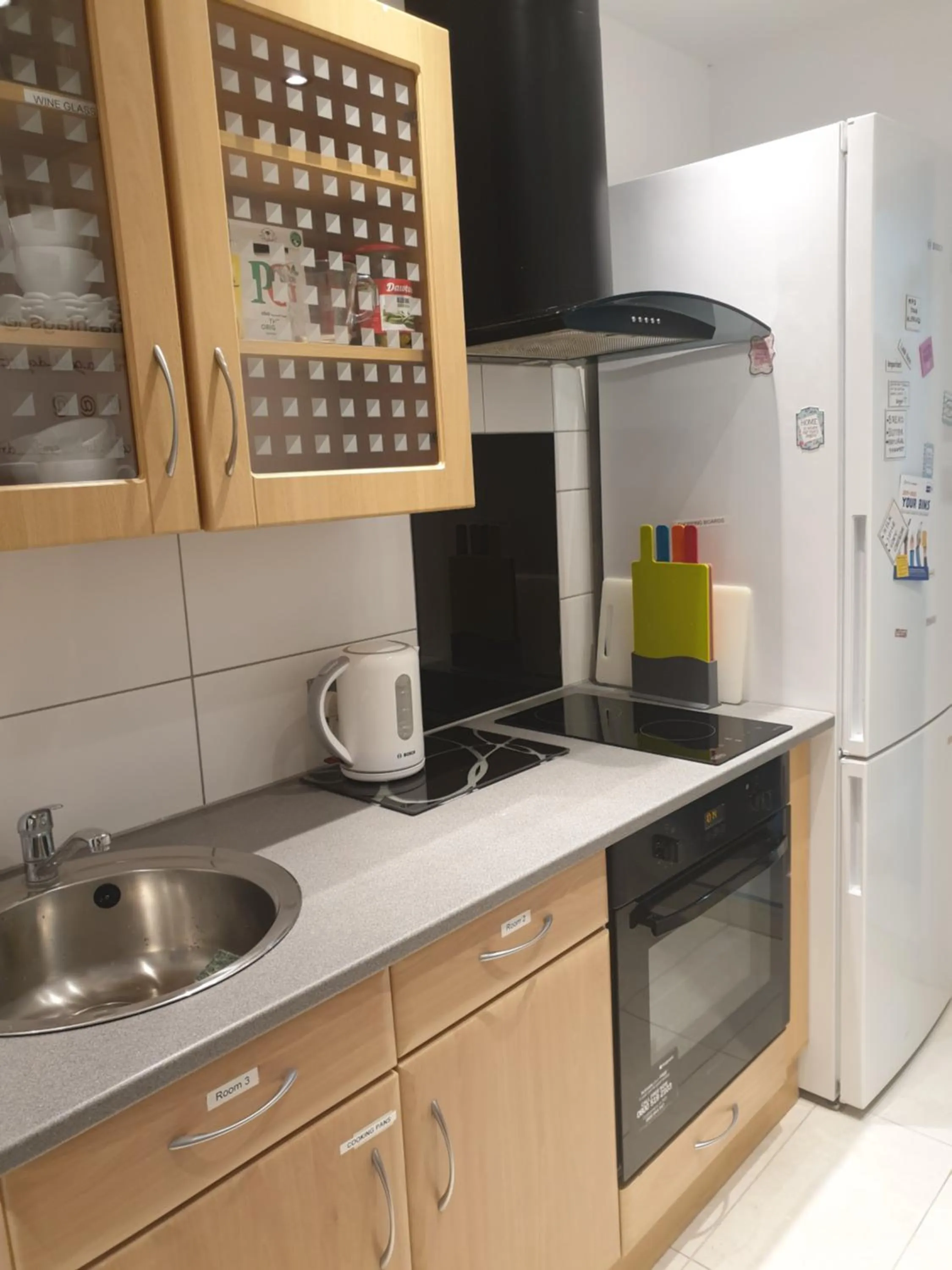 Coffee/tea facilities in Comfortable rooms in the house