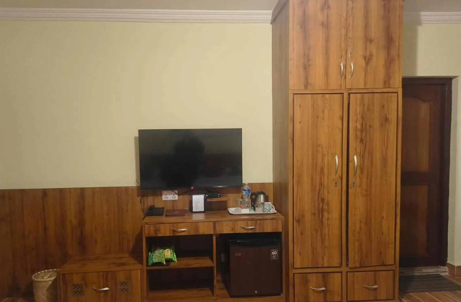 Communal lounge/ TV room in Chef House Resort