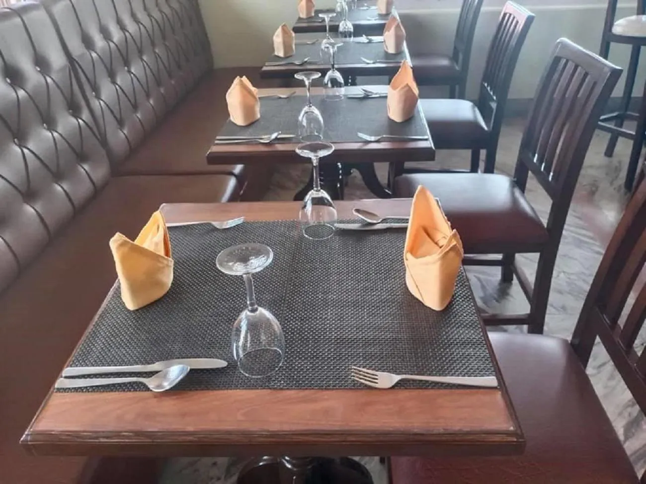 Restaurant/places to eat in Chef House Resort