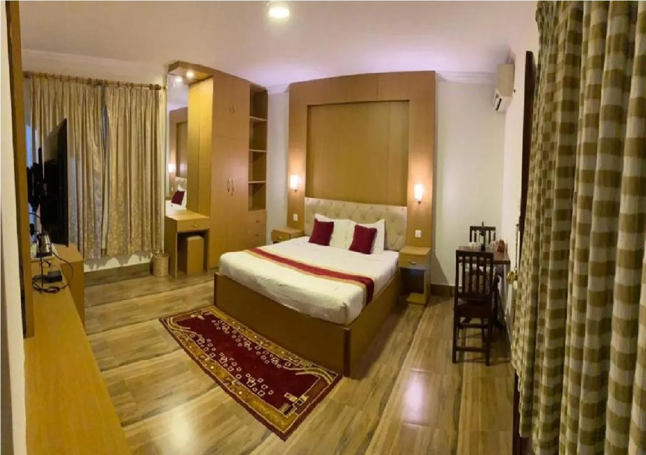 Toilet, Bed in Chef House Resort