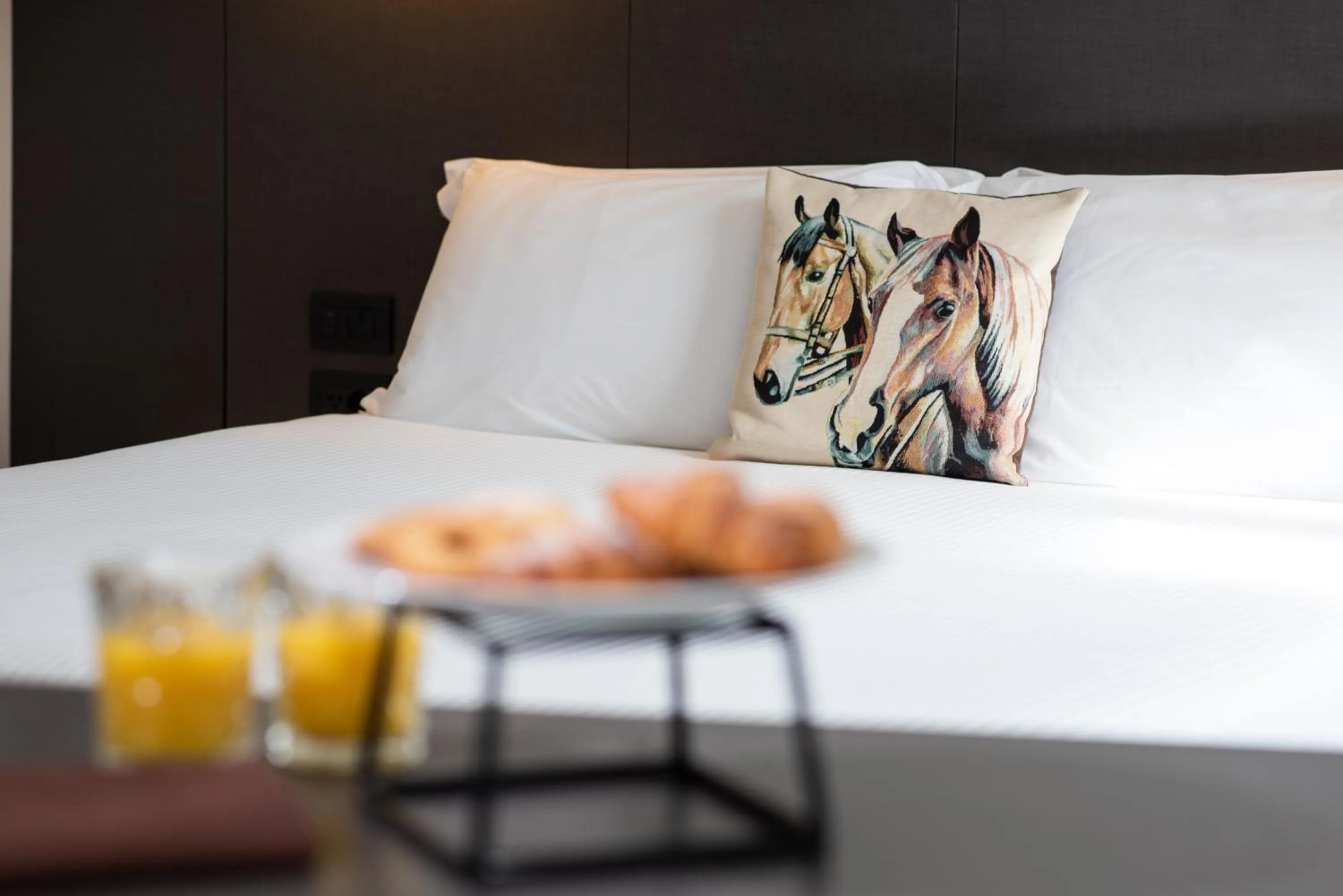 Decorative detail, Bed in Hotel Osteria della Pista dal 1875