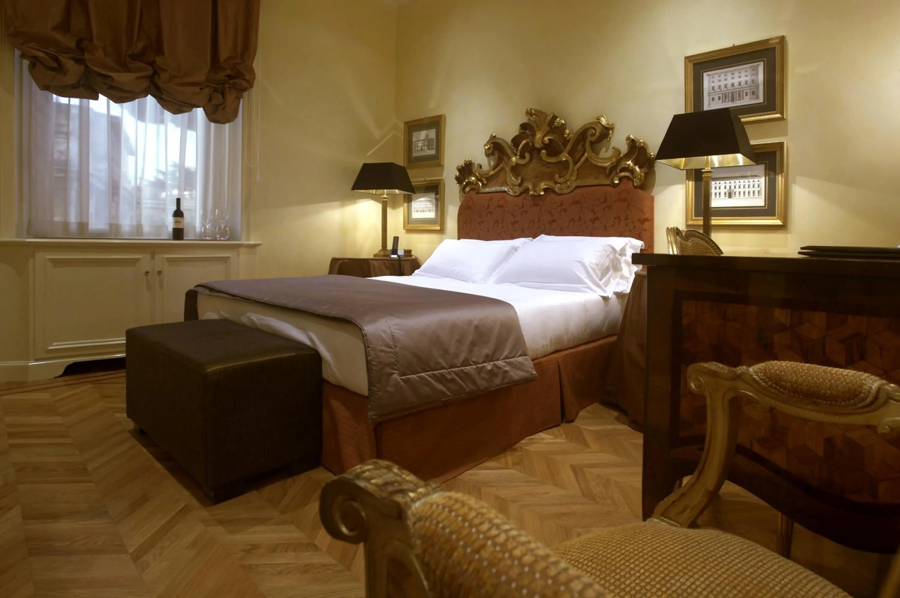 Photo of the whole room, Bed in Hotel Villa Duse