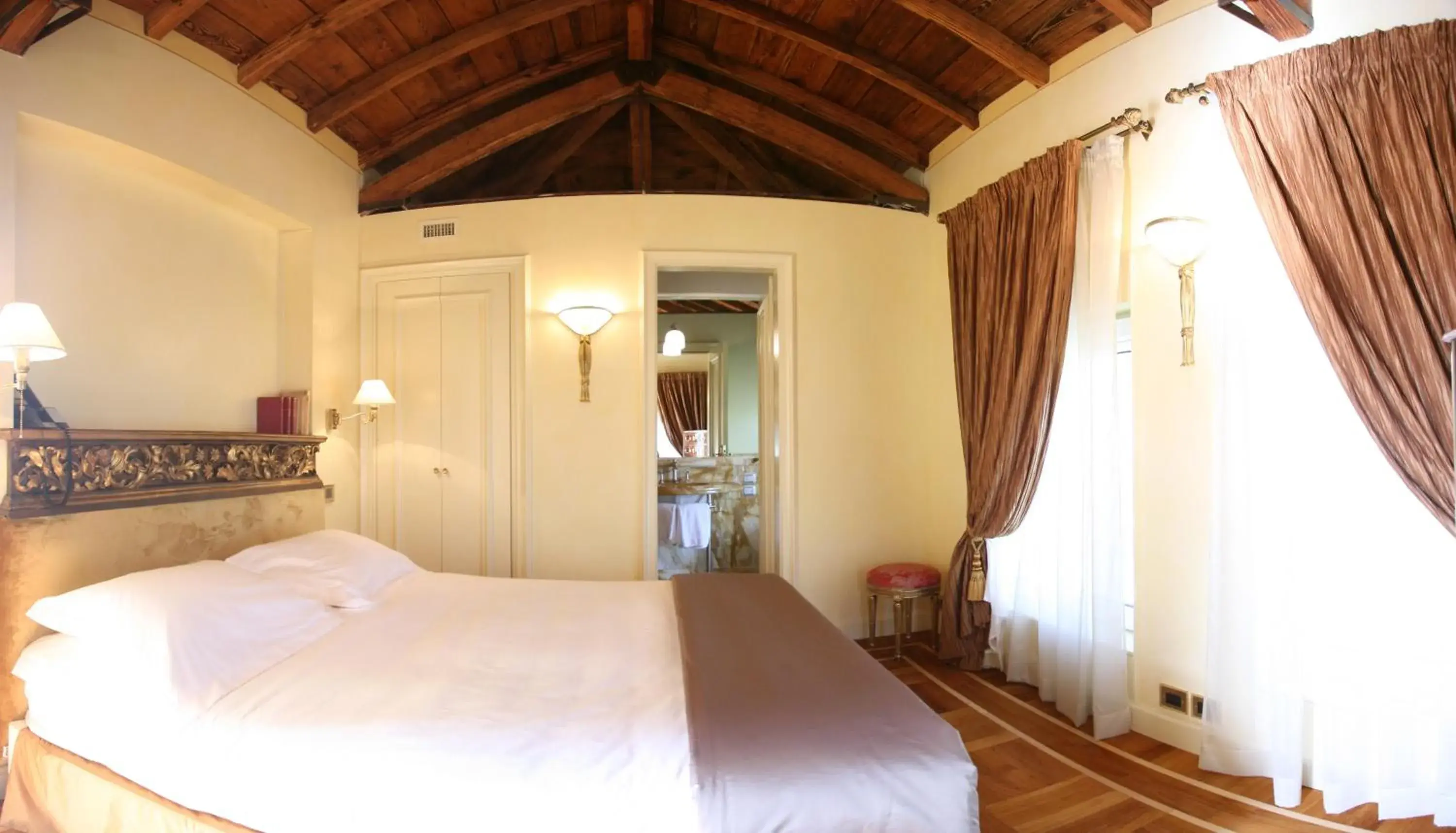 Photo of the whole room, Bed in Hotel Villa Duse Photo of the whole room, Bed in Hotel Villa Duse