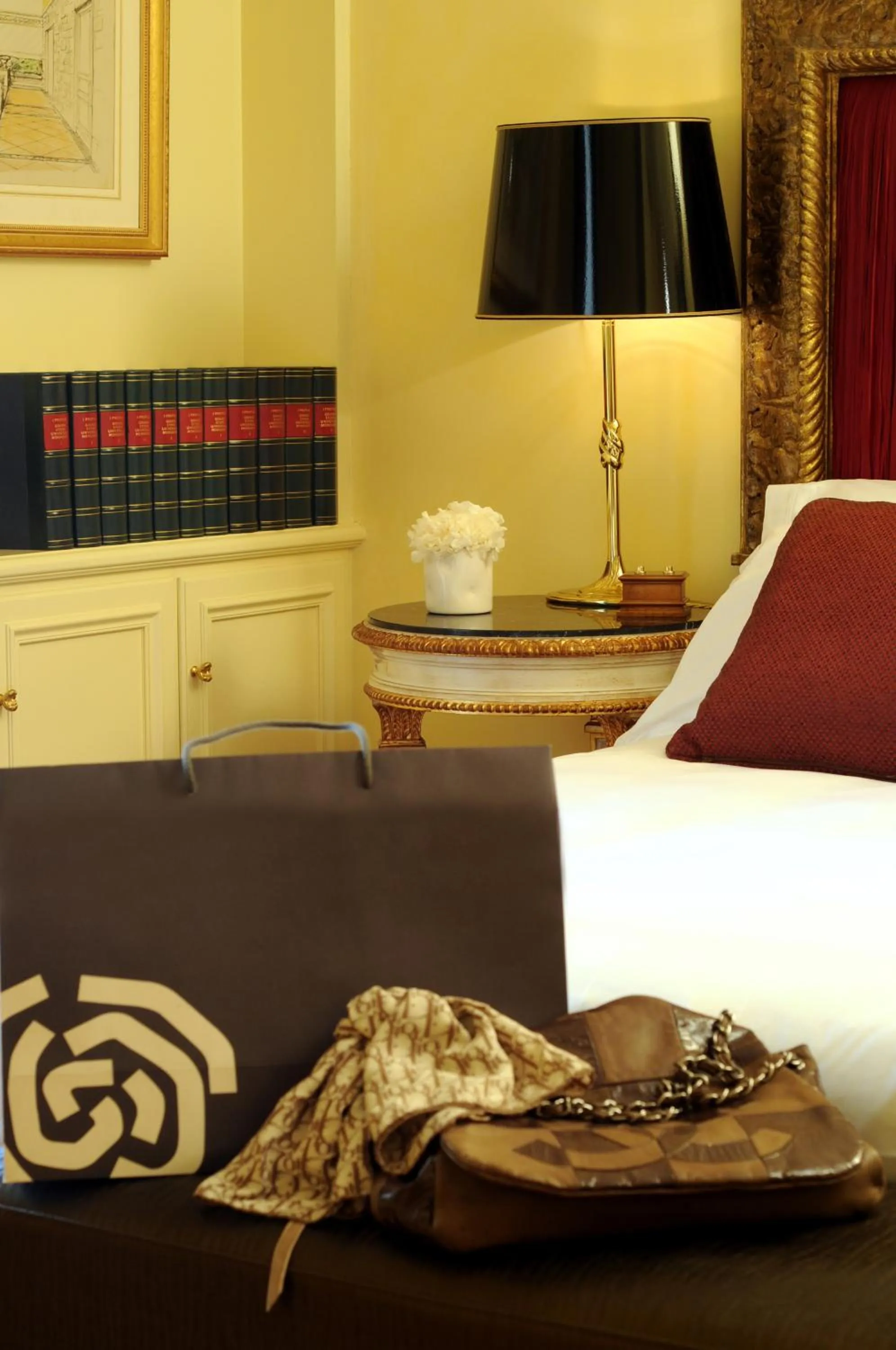 Decorative detail, Bed in Hotel Villa Duse