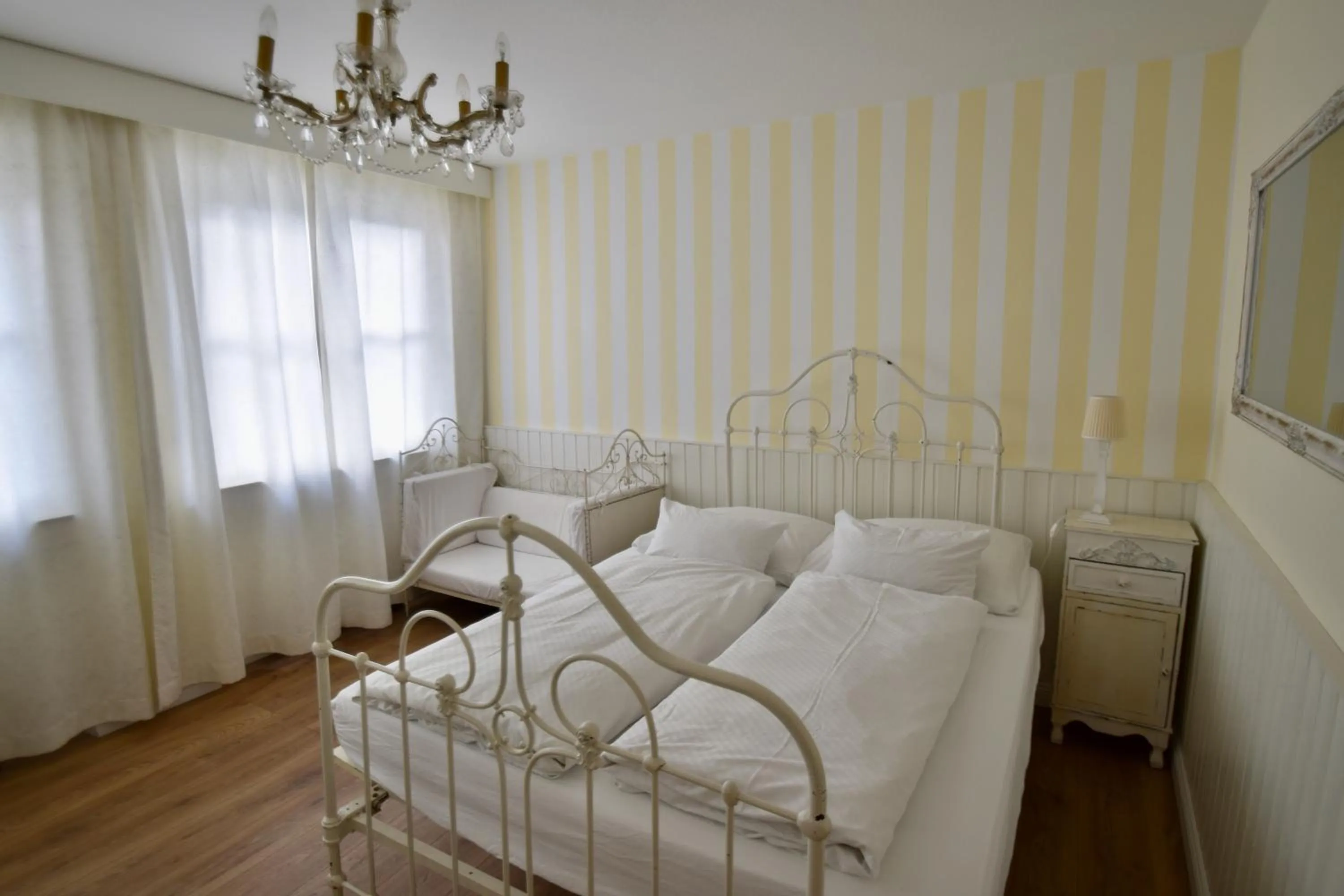 Photo of the whole room, Bed in Landhaus Hamm THE UNIQUE BOUTIQUE HOTEL