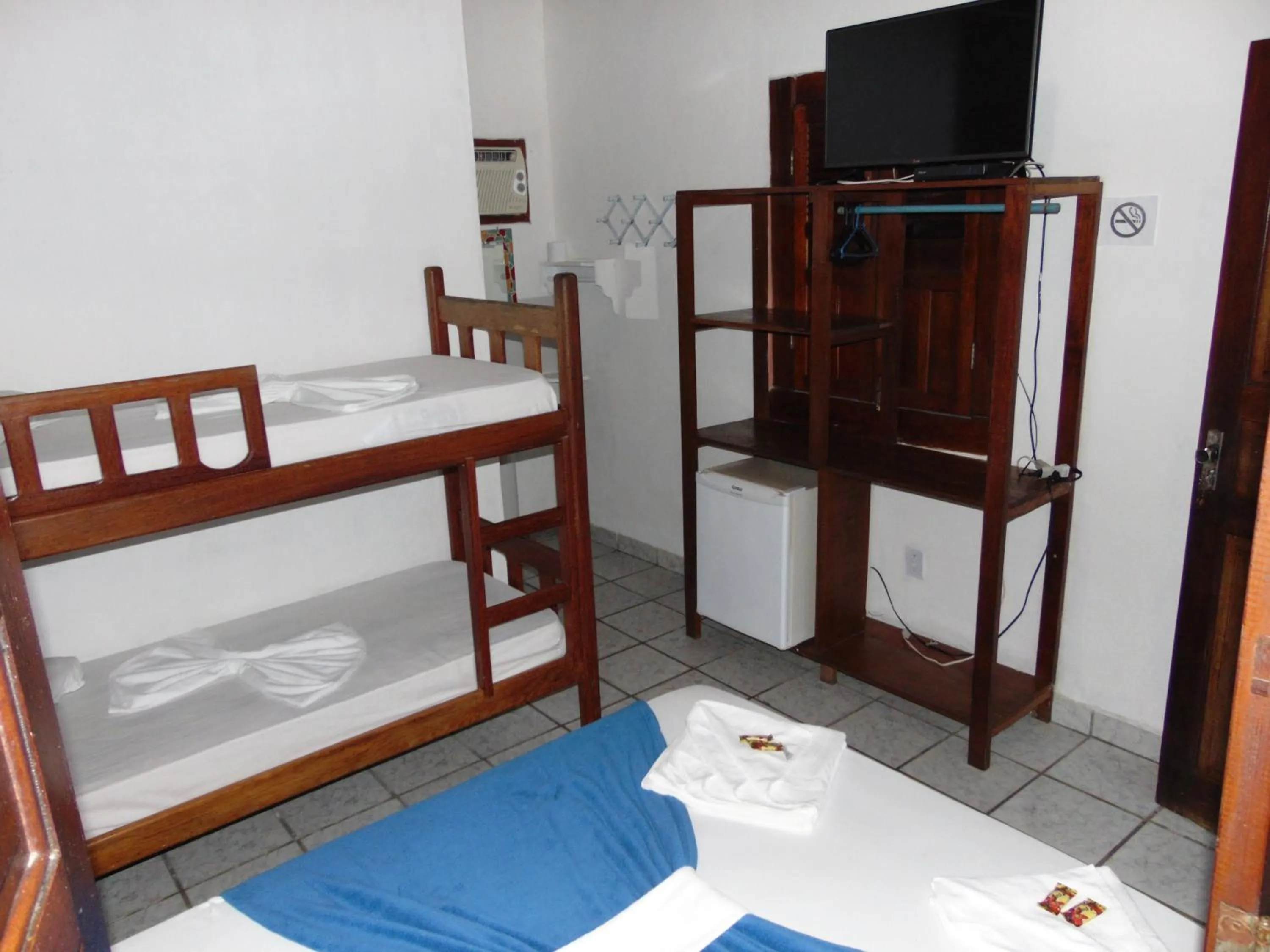bunk bed, Bed in Pousada do Carlos