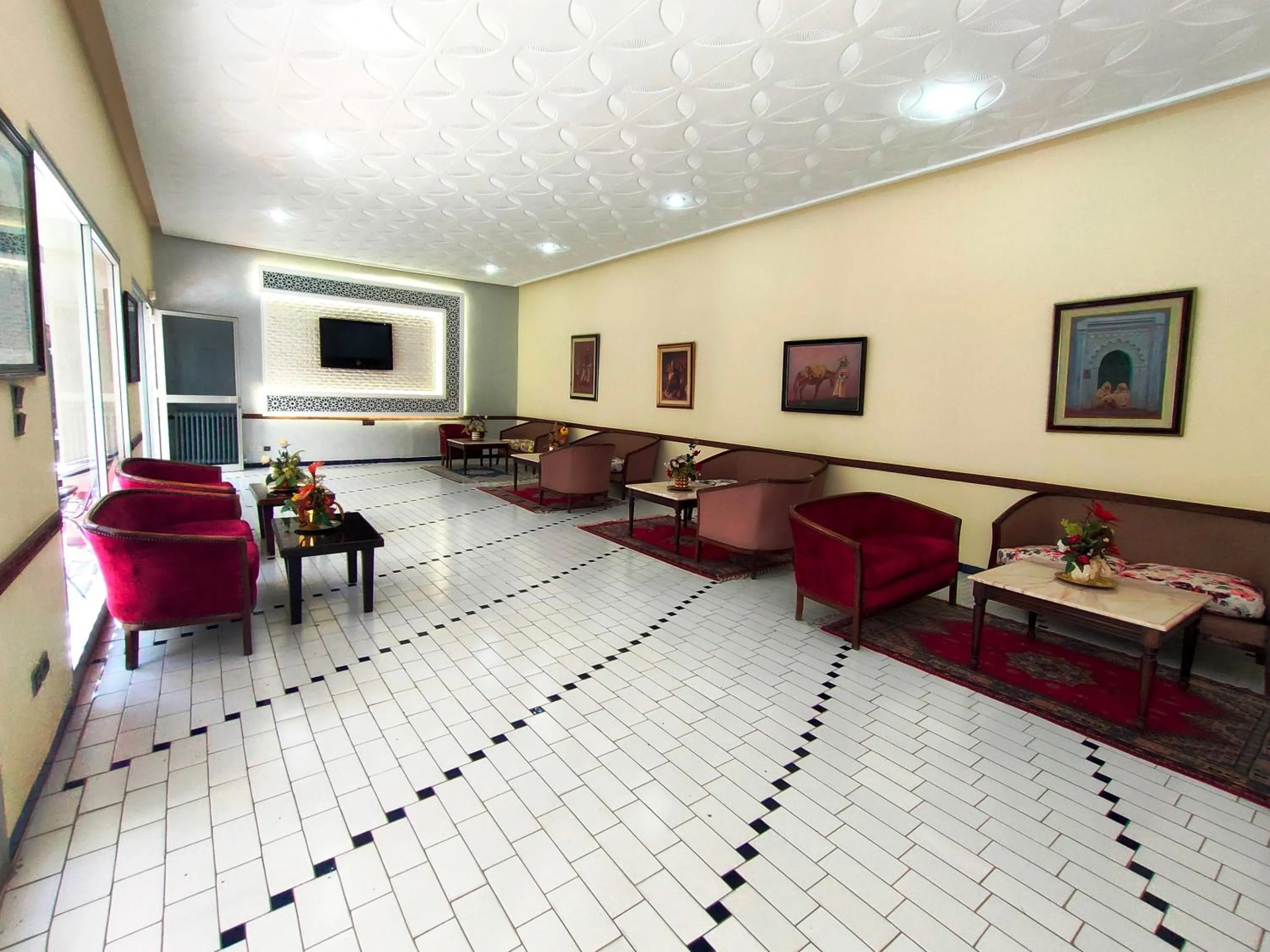 Seating area in Hotel Splendid