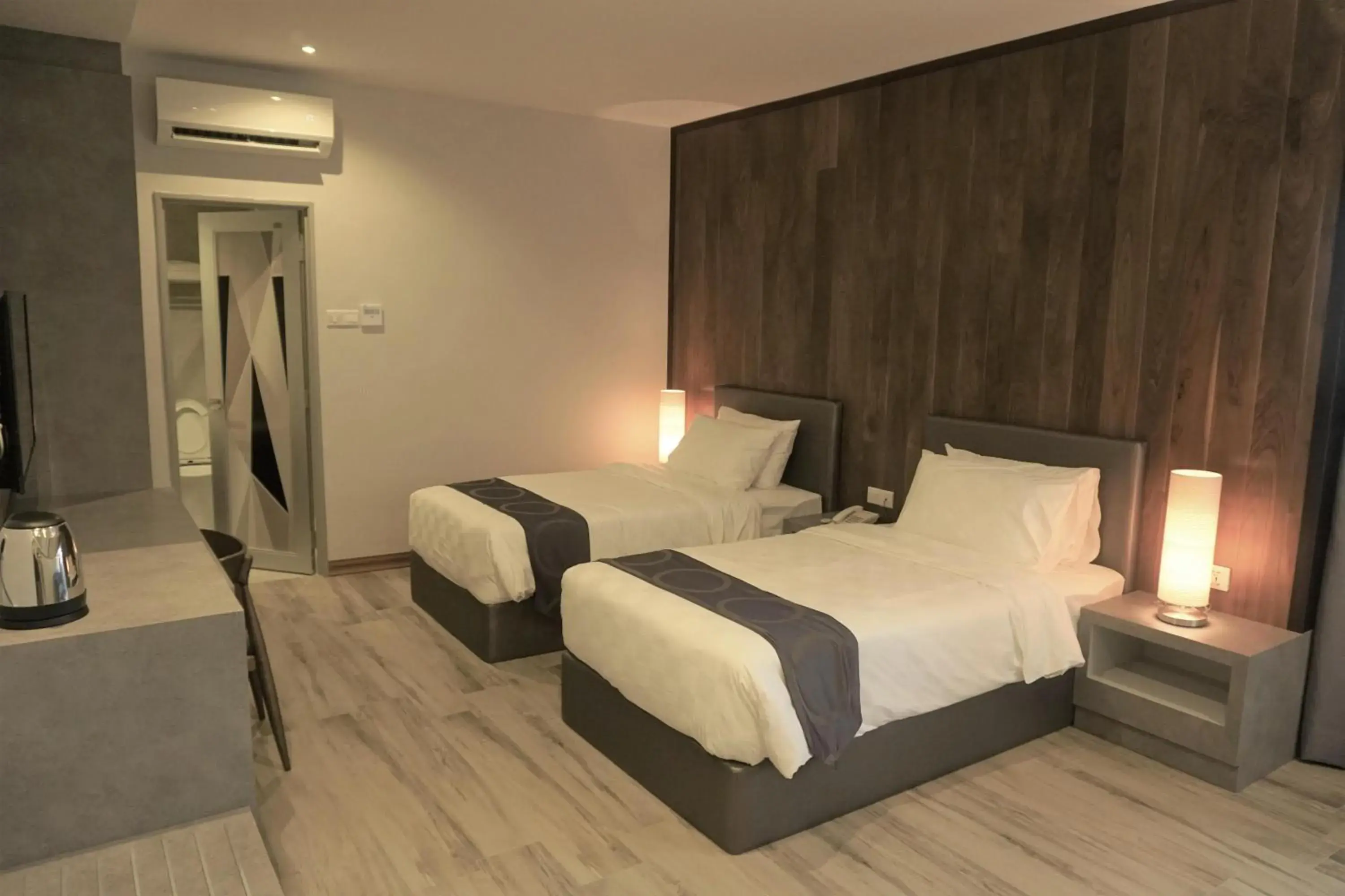 Bed in Frame Hotel Bed in Frame Hotel