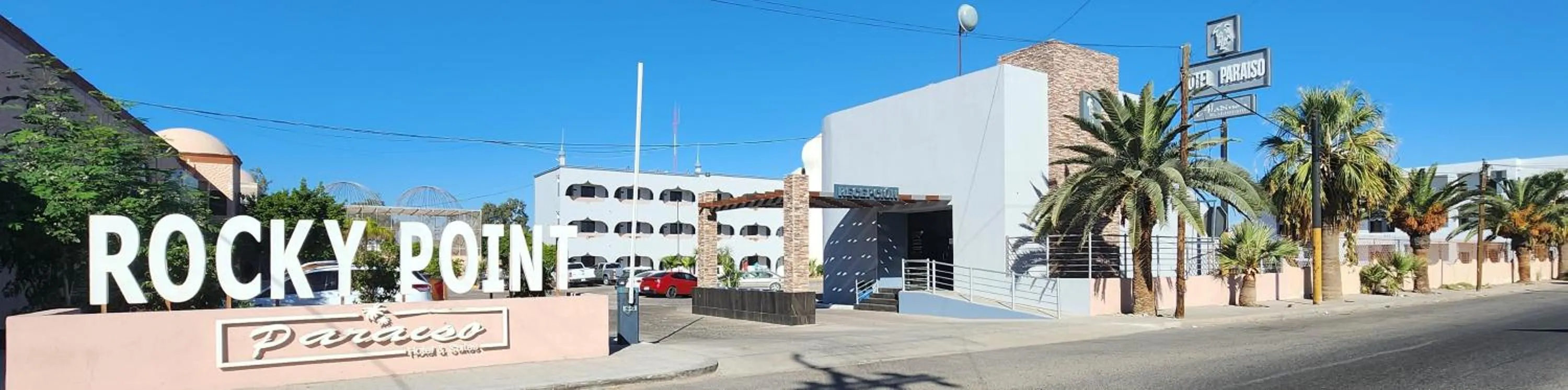 Property building in Hotel Paraiso