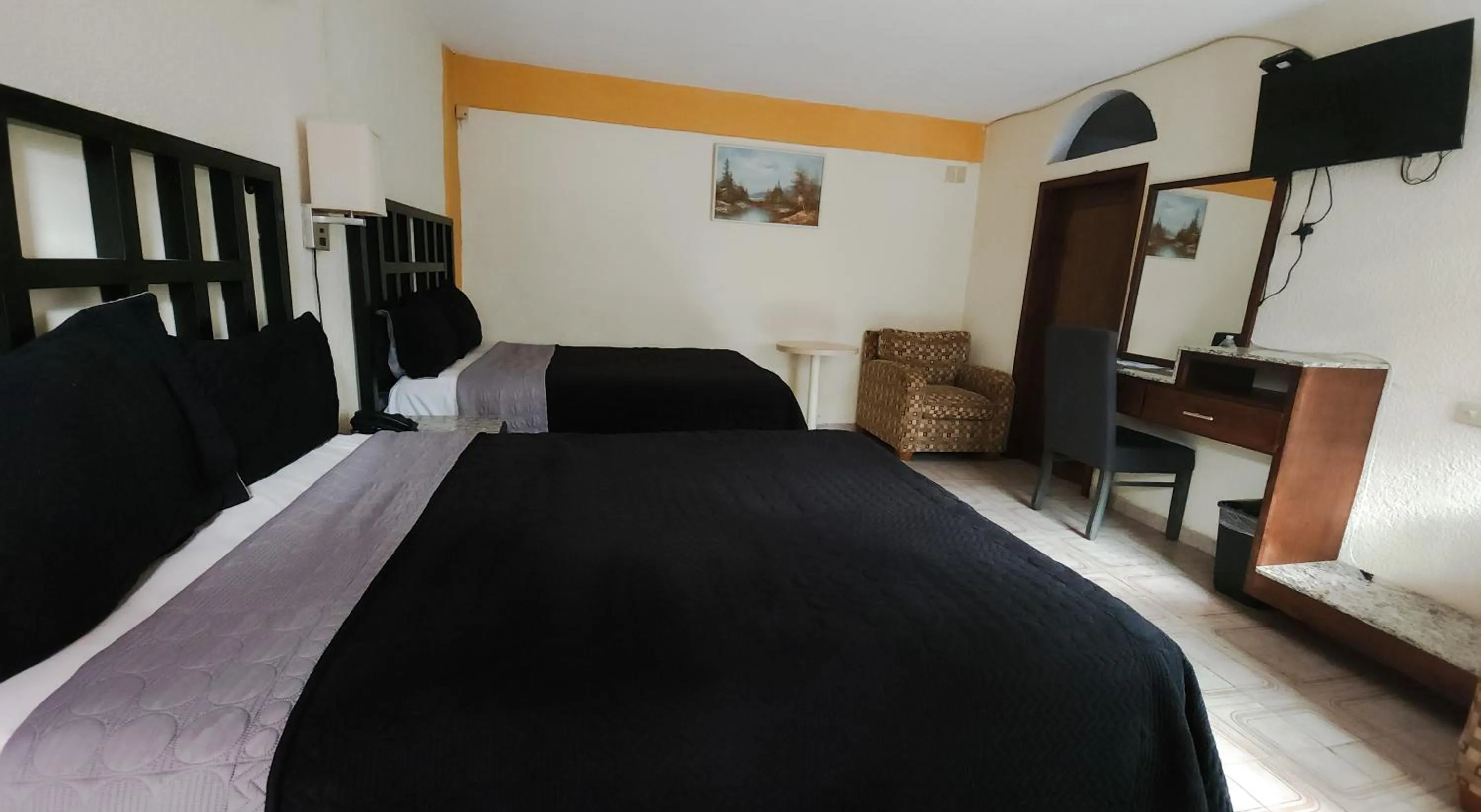 Photo of the whole room, Bed in Hotel Paraiso