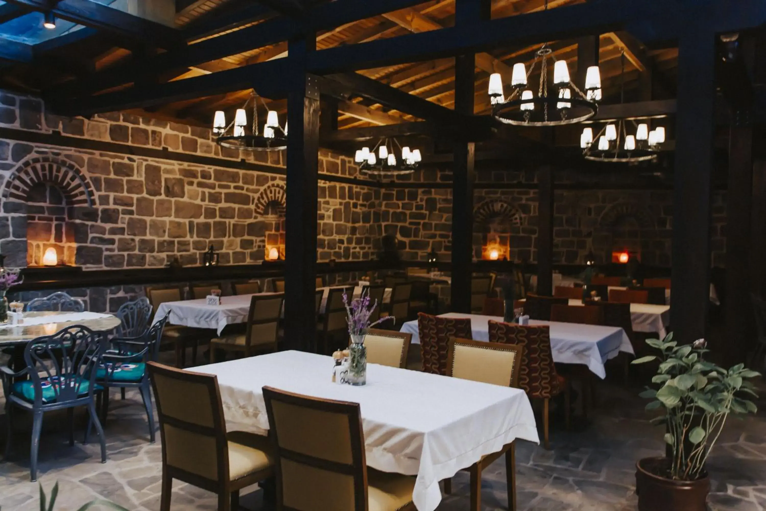 Restaurant/places to eat in Misgibi Hotel Restaurant/places to eat in Misgibi Hotel