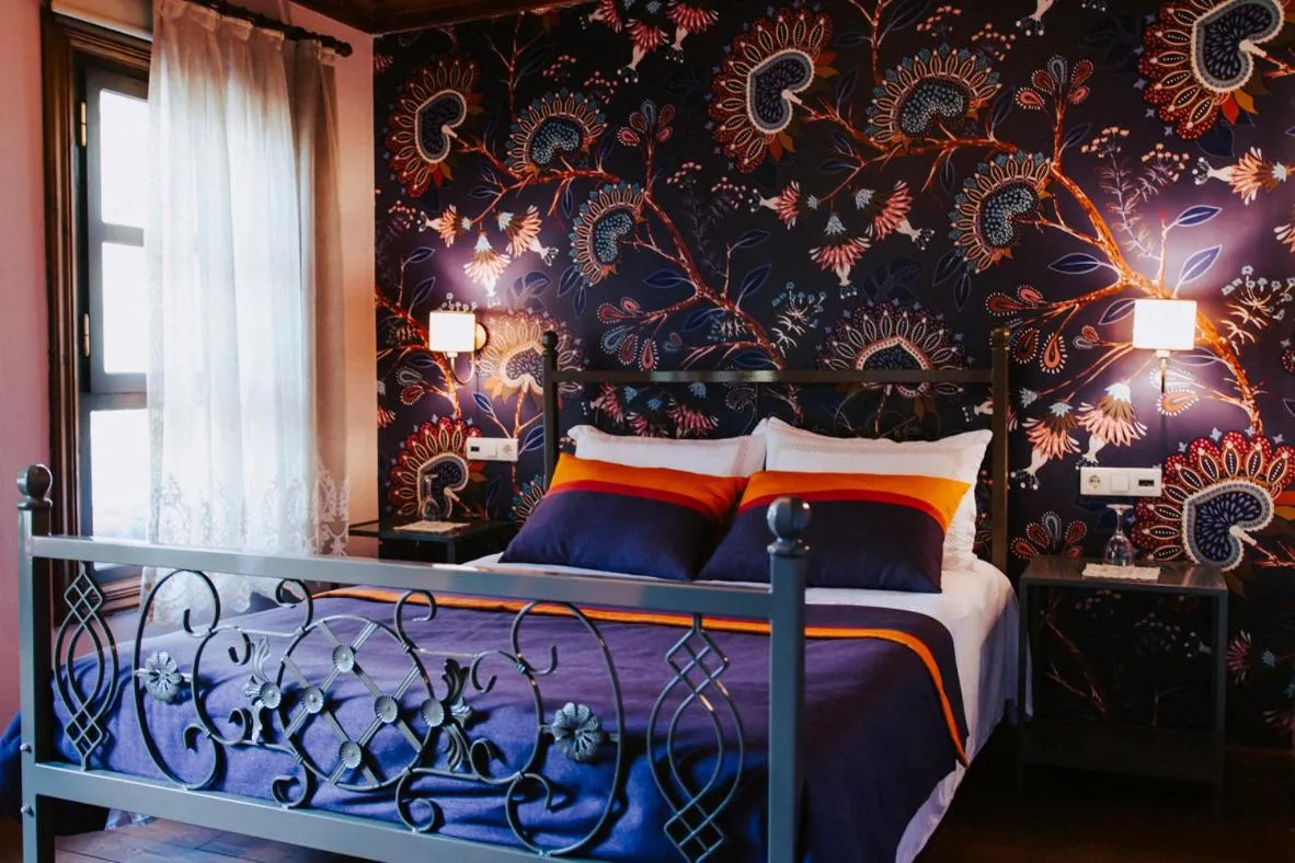 Bed in Misgibi Hotel