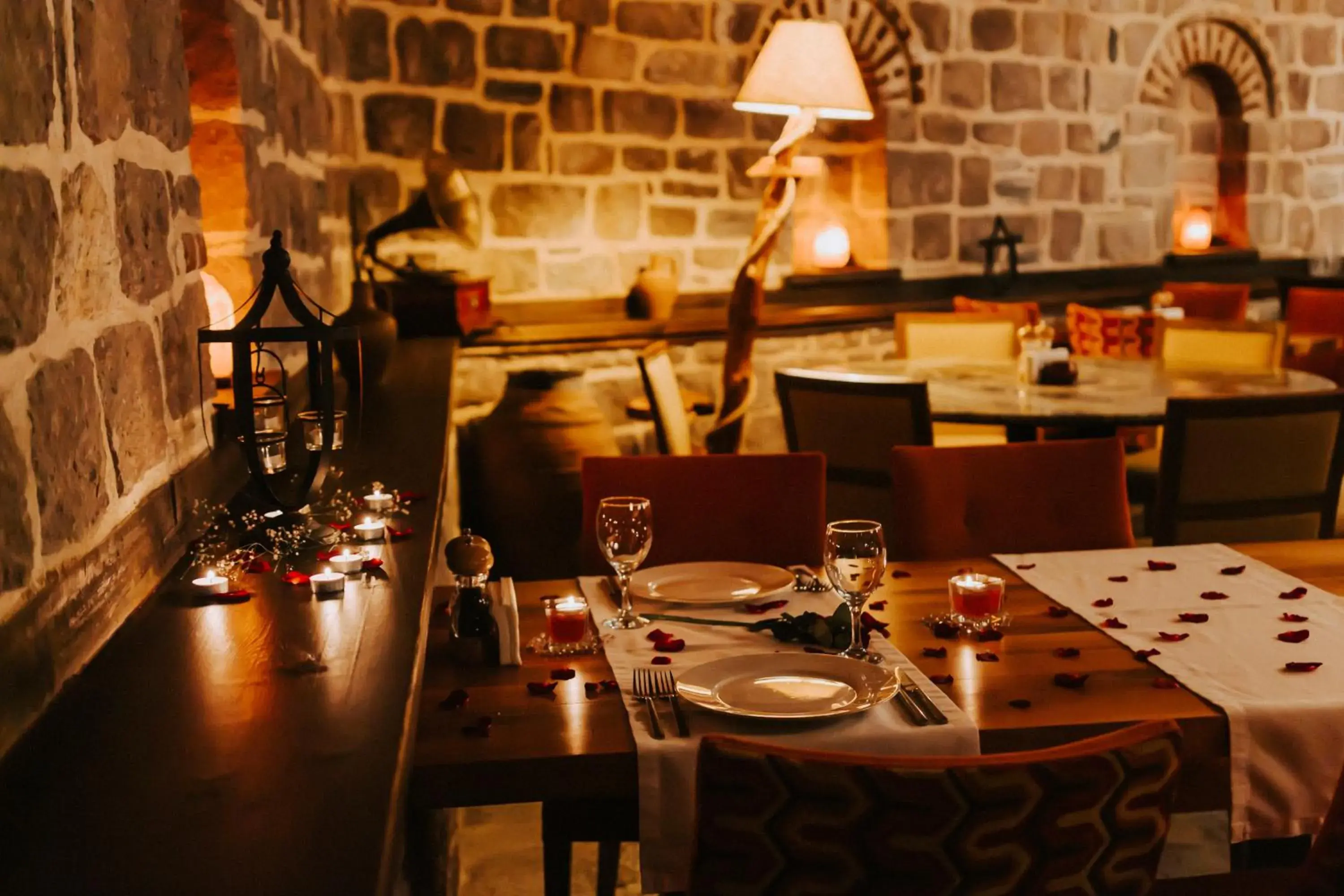 Restaurant/places to eat in Misgibi Hotel Restaurant/places to eat in Misgibi Hotel