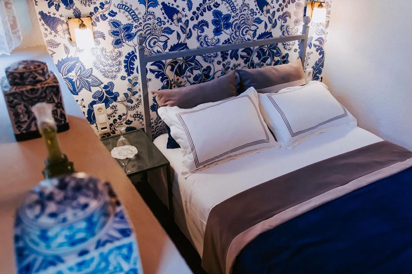 Bed in Misgibi Hotel