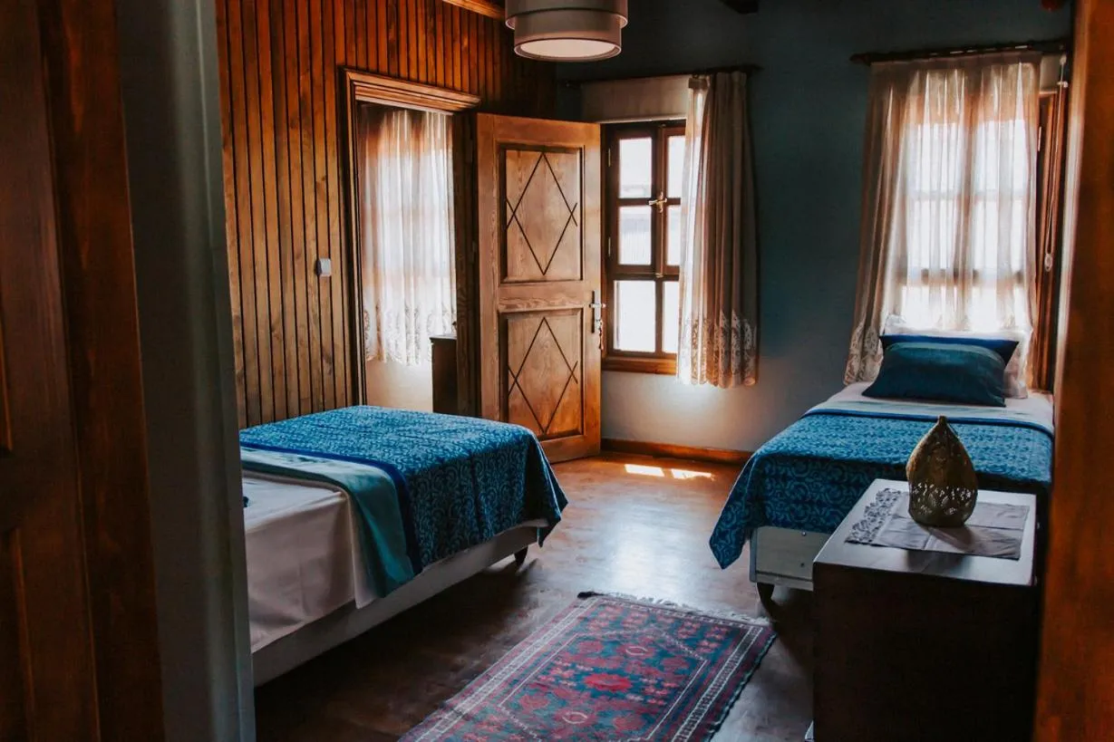 Bed in Misgibi Hotel