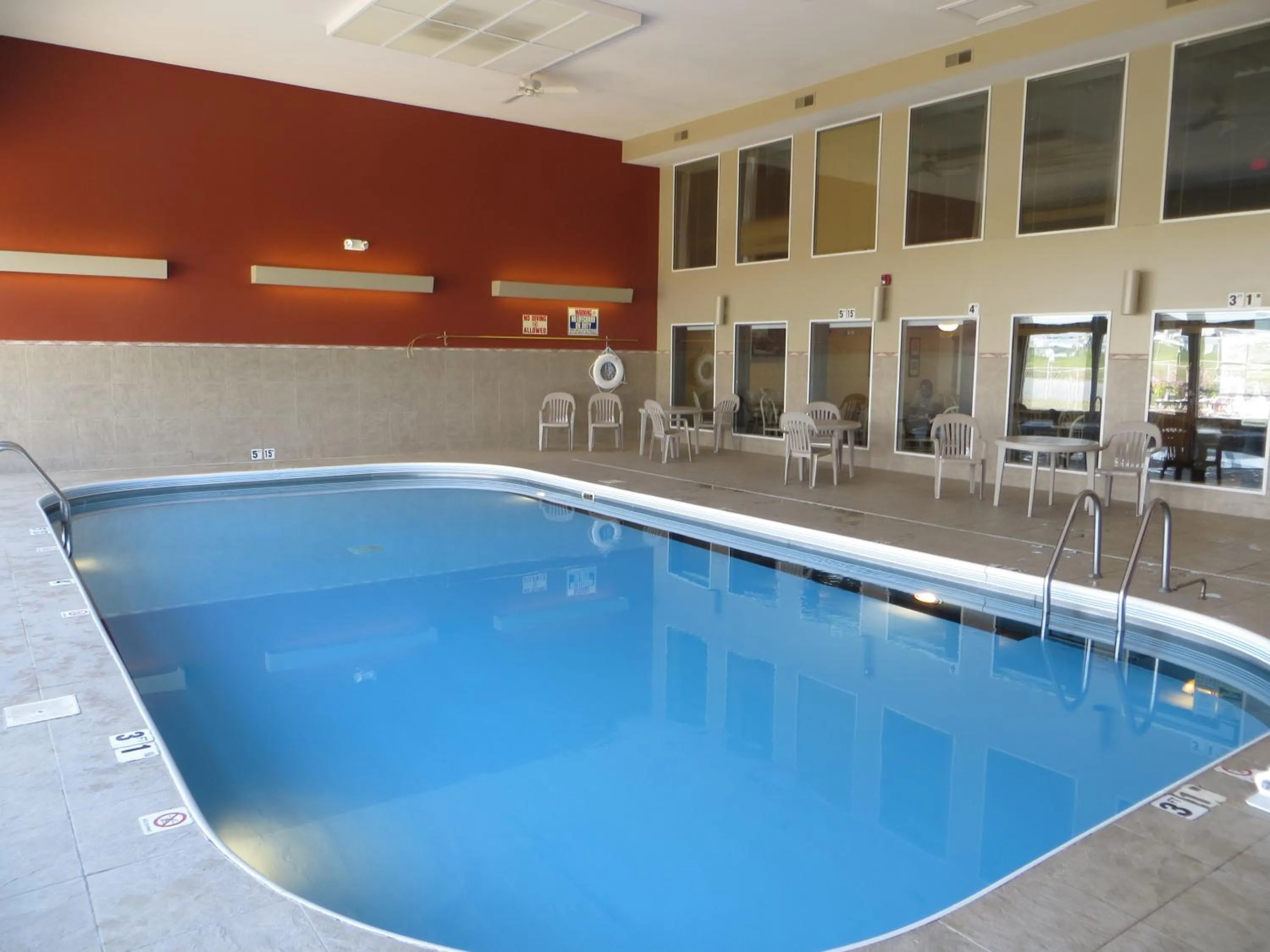 Swimming pool in Ramada by Wyndham Springfield North