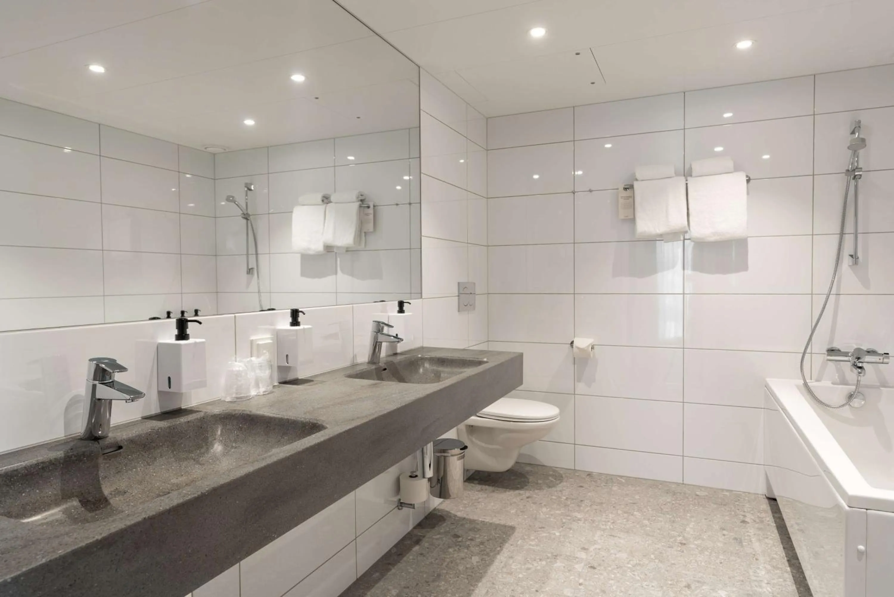 Bedroom in Scandic Hamar