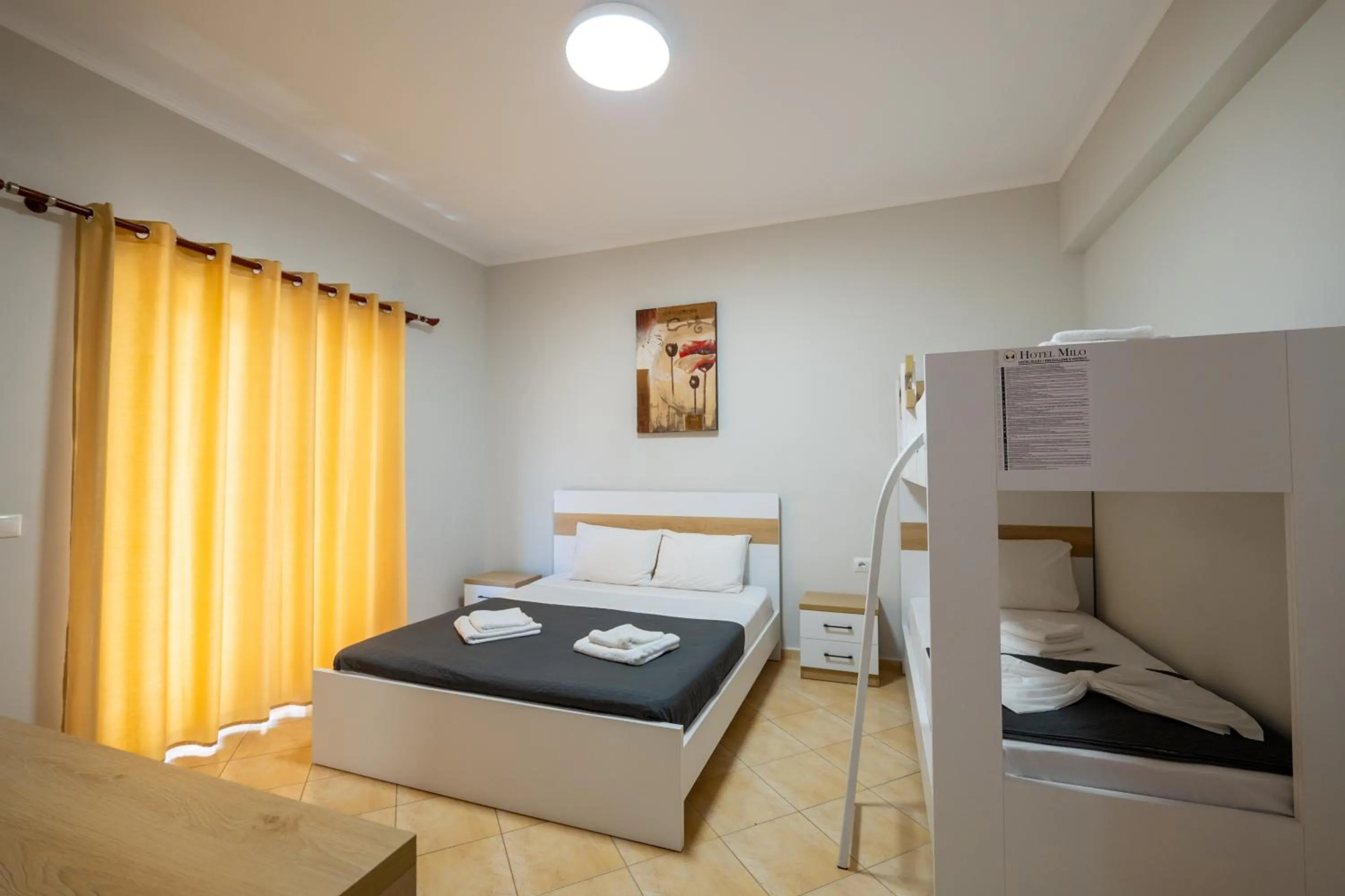 Bed in Hotel Milo Ksamil