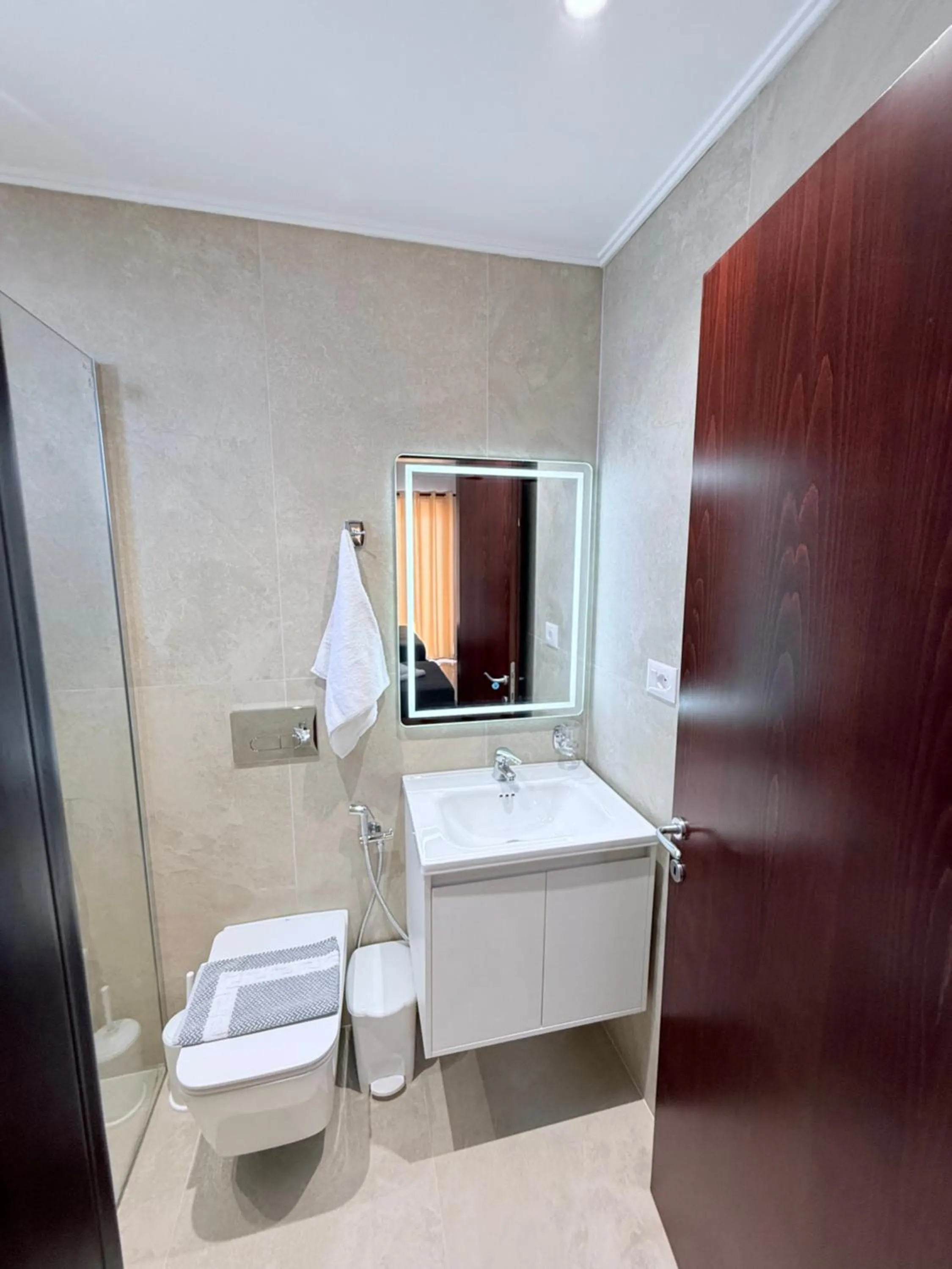 Shower in Hotel Milo Ksamil