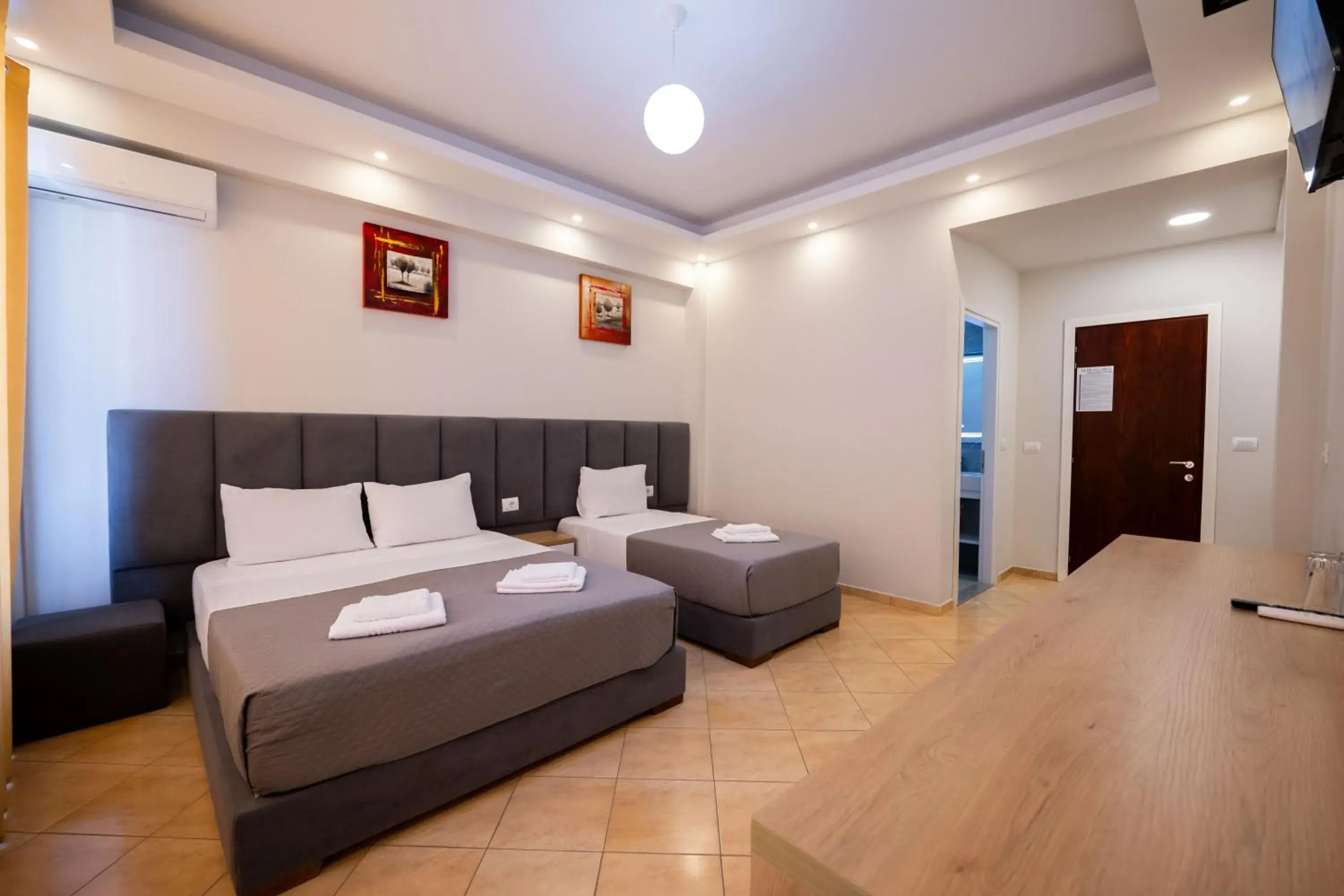 Deluxe Triple Room in Hotel Milo Ksamil Deluxe Triple Room in Hotel Milo Ksamil