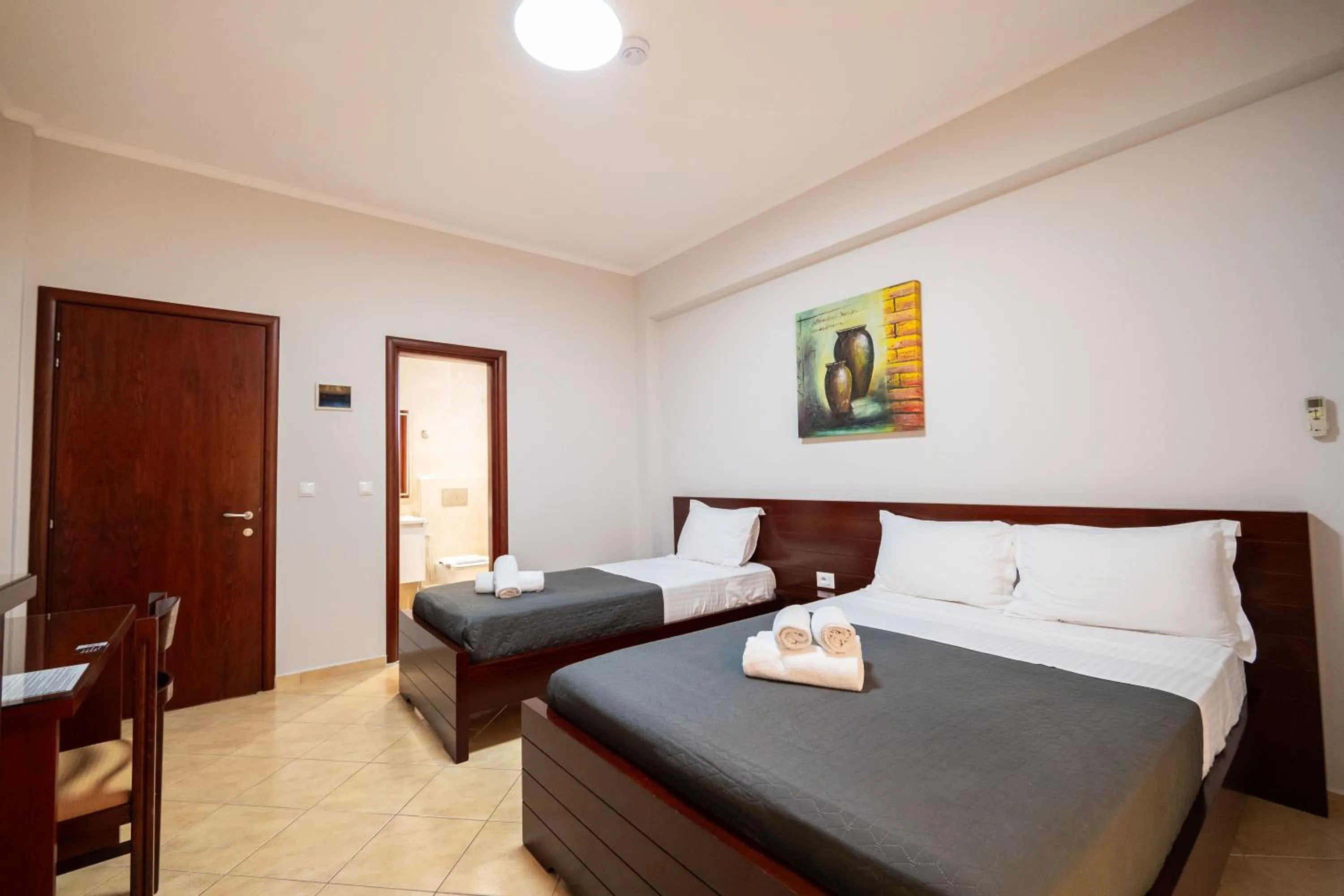 Bed in Hotel Milo Ksamil