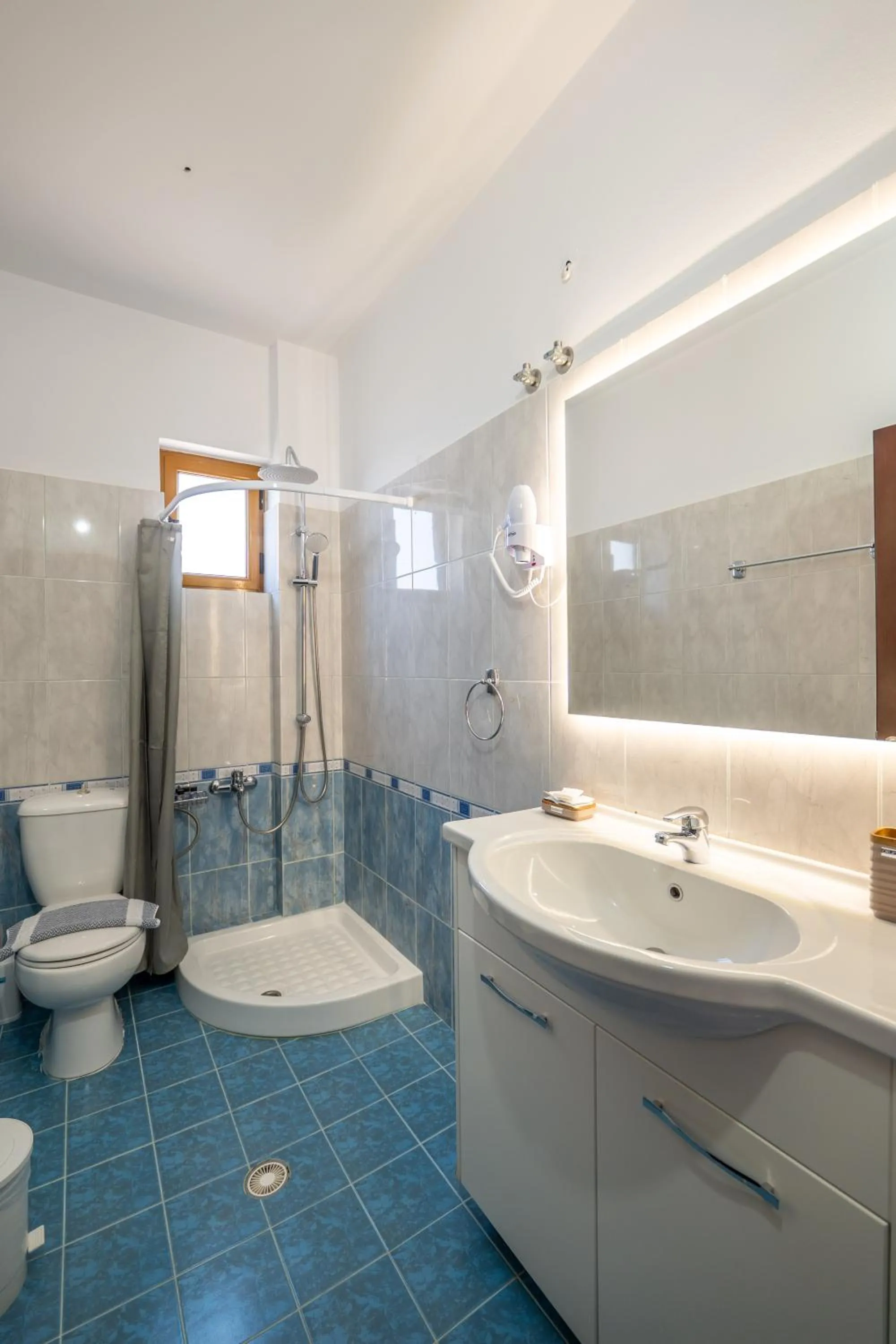 Bathroom in Hotel Milo Ksamil