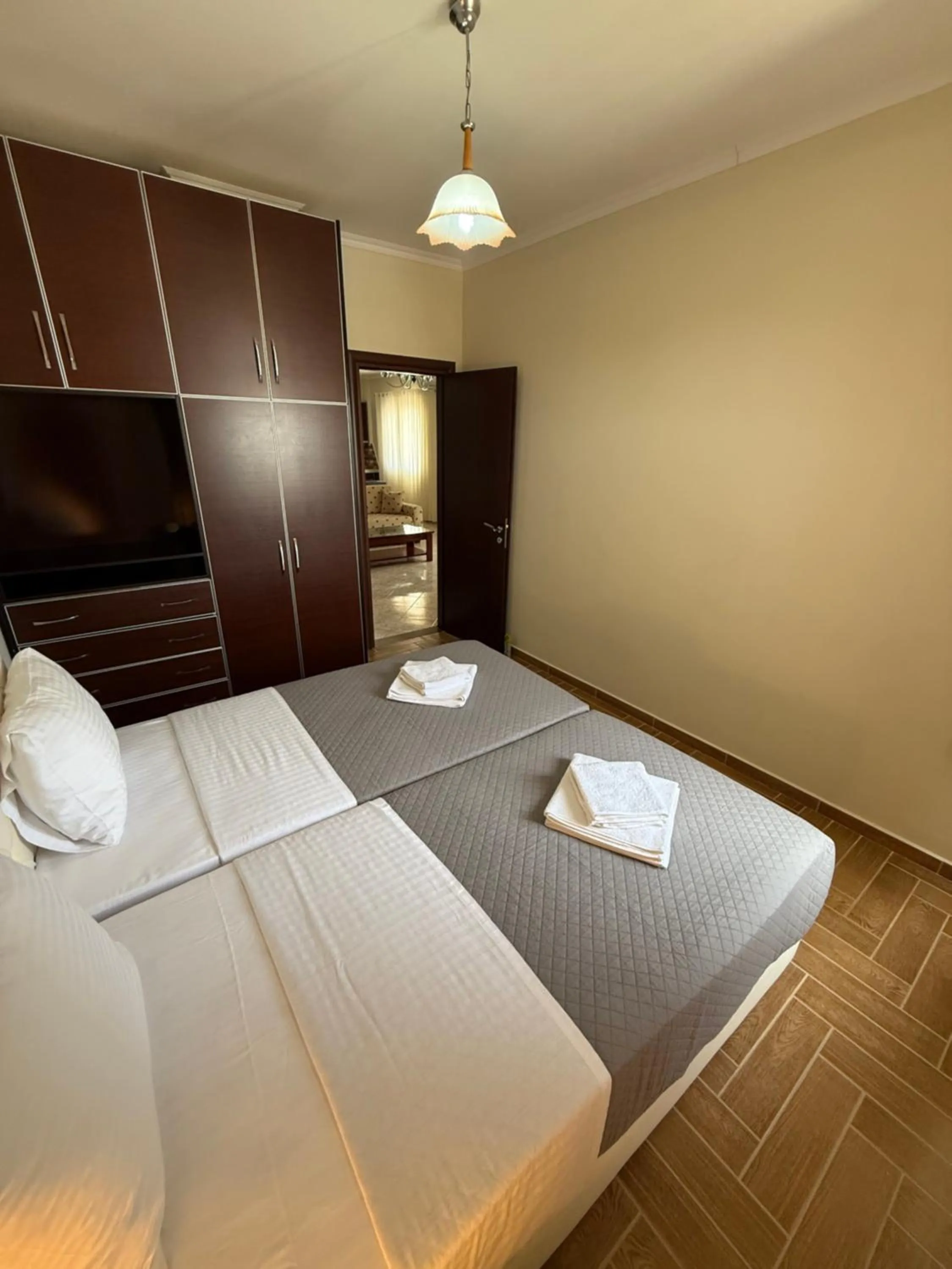 Bed in Hotel Milo Ksamil