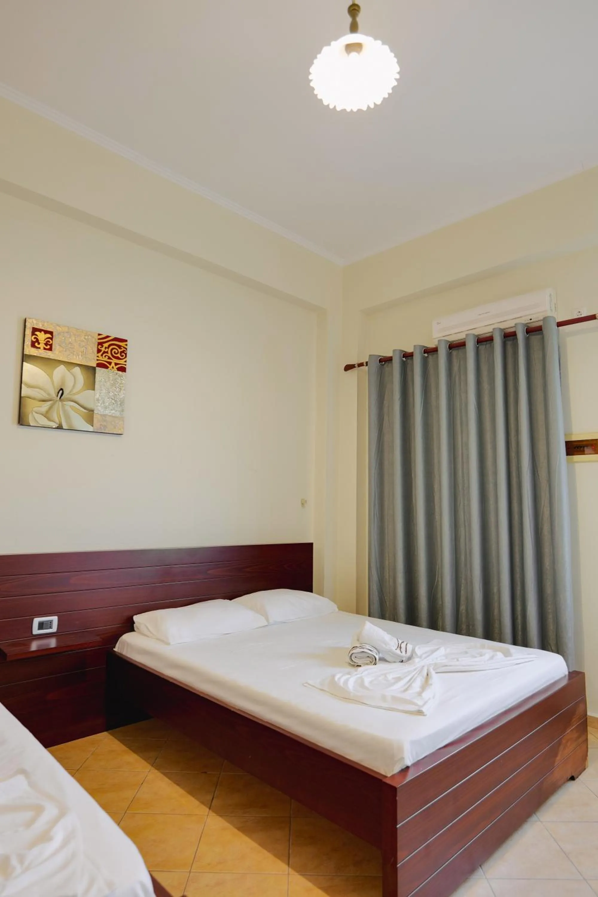 Bed in Hotel Milo Ksamil