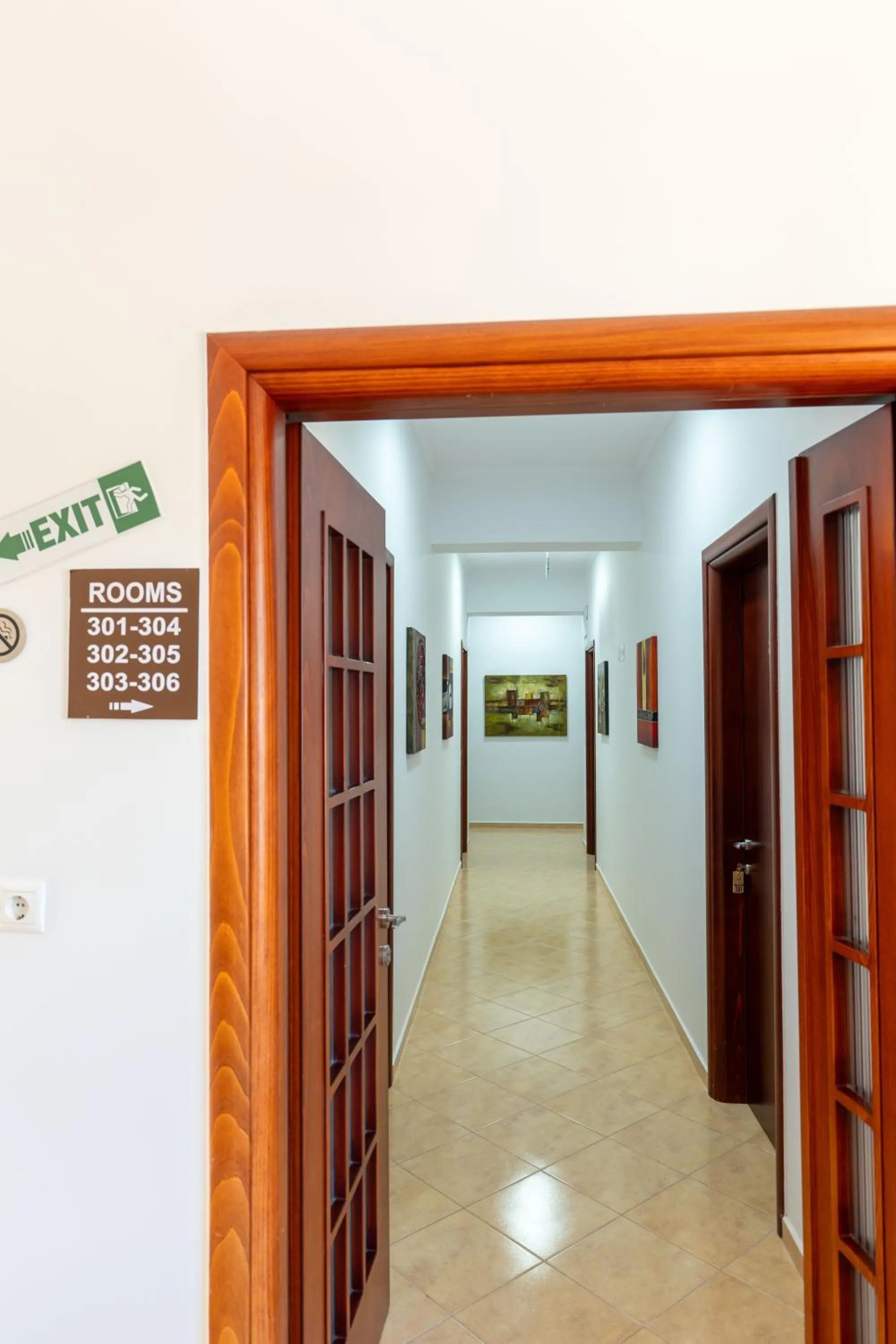 Decorative detail in Hotel Milo Ksamil