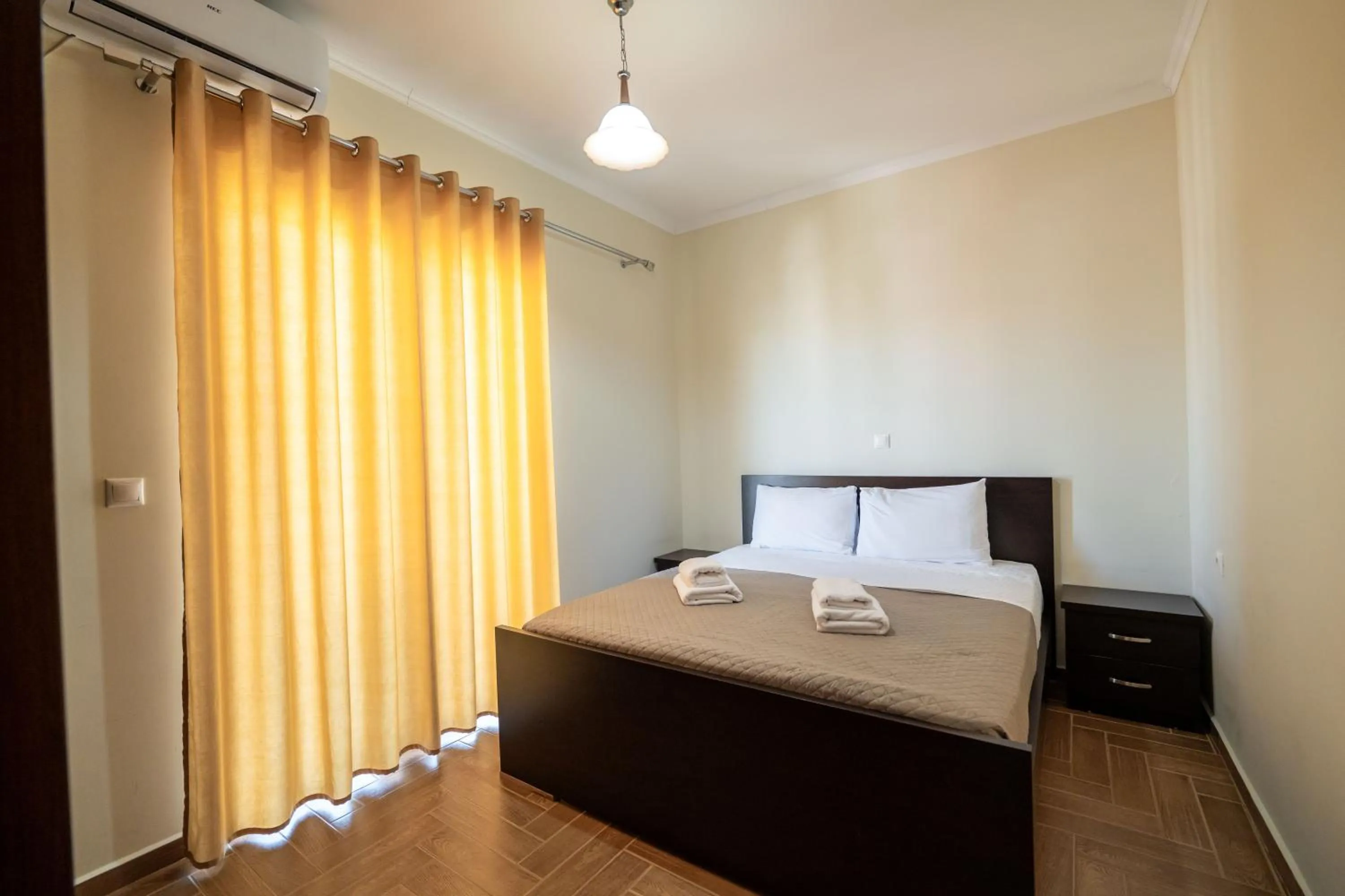 Bed in Hotel Milo Ksamil