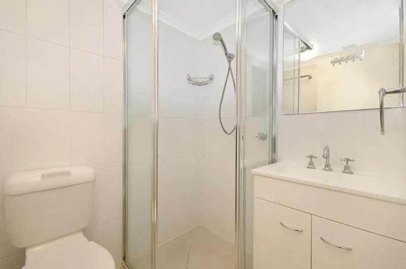 Bathroom in Banyandah Towers