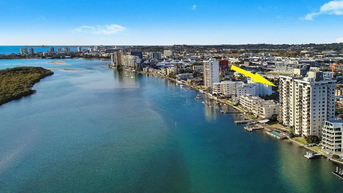 Property building in Banyandah Towers