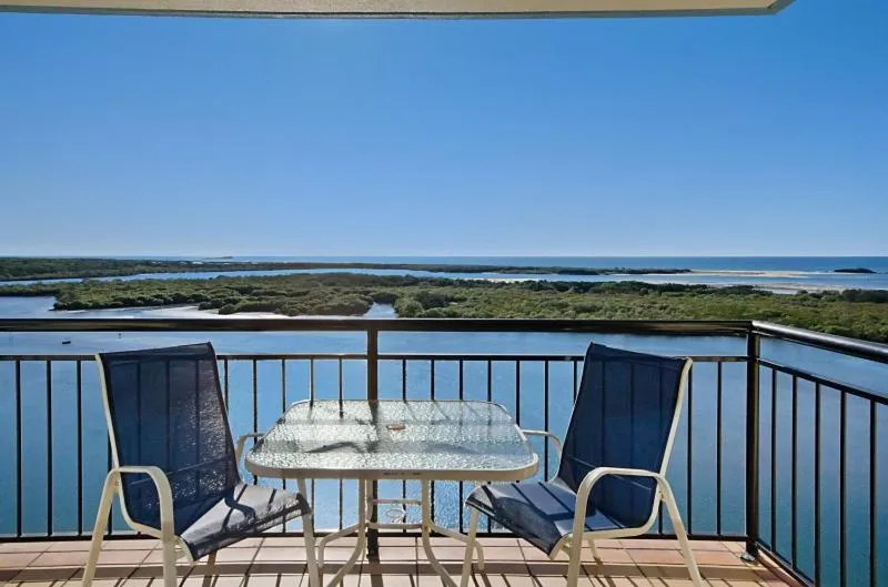 Day in Banyandah Towers