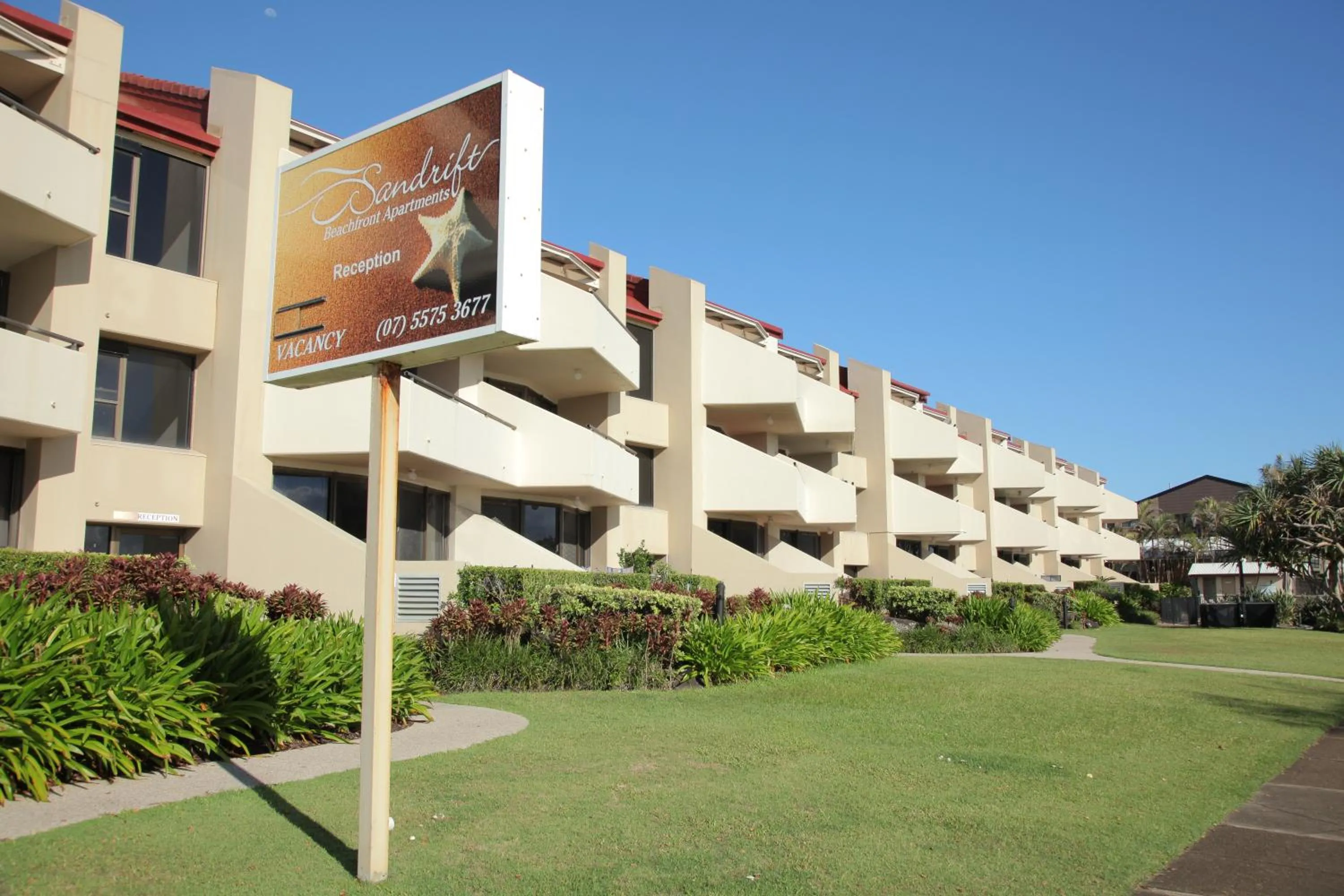 Facade/entrance in Sandrift Beachfront Apartments
