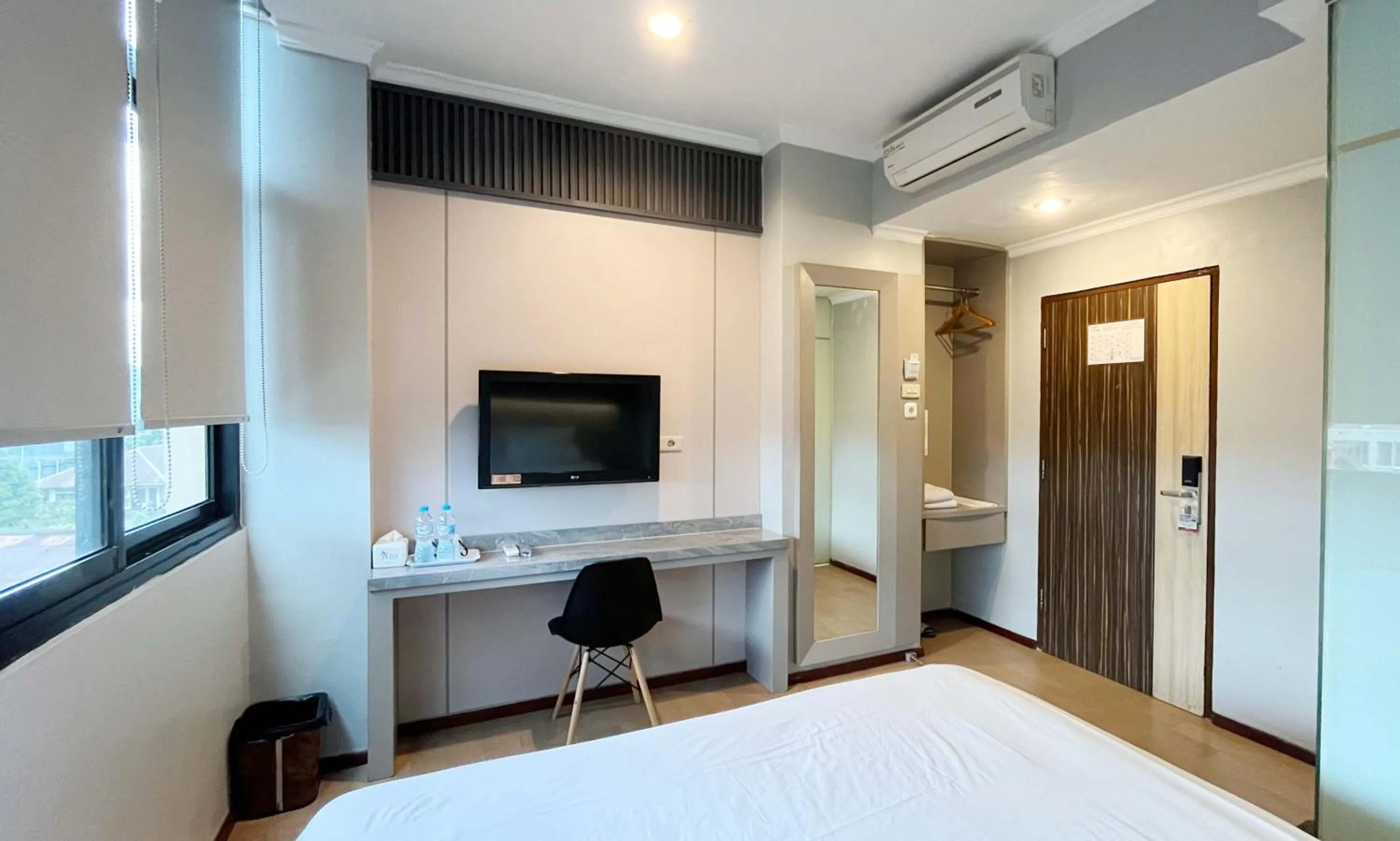 Bed in G-Hotel Pontianak