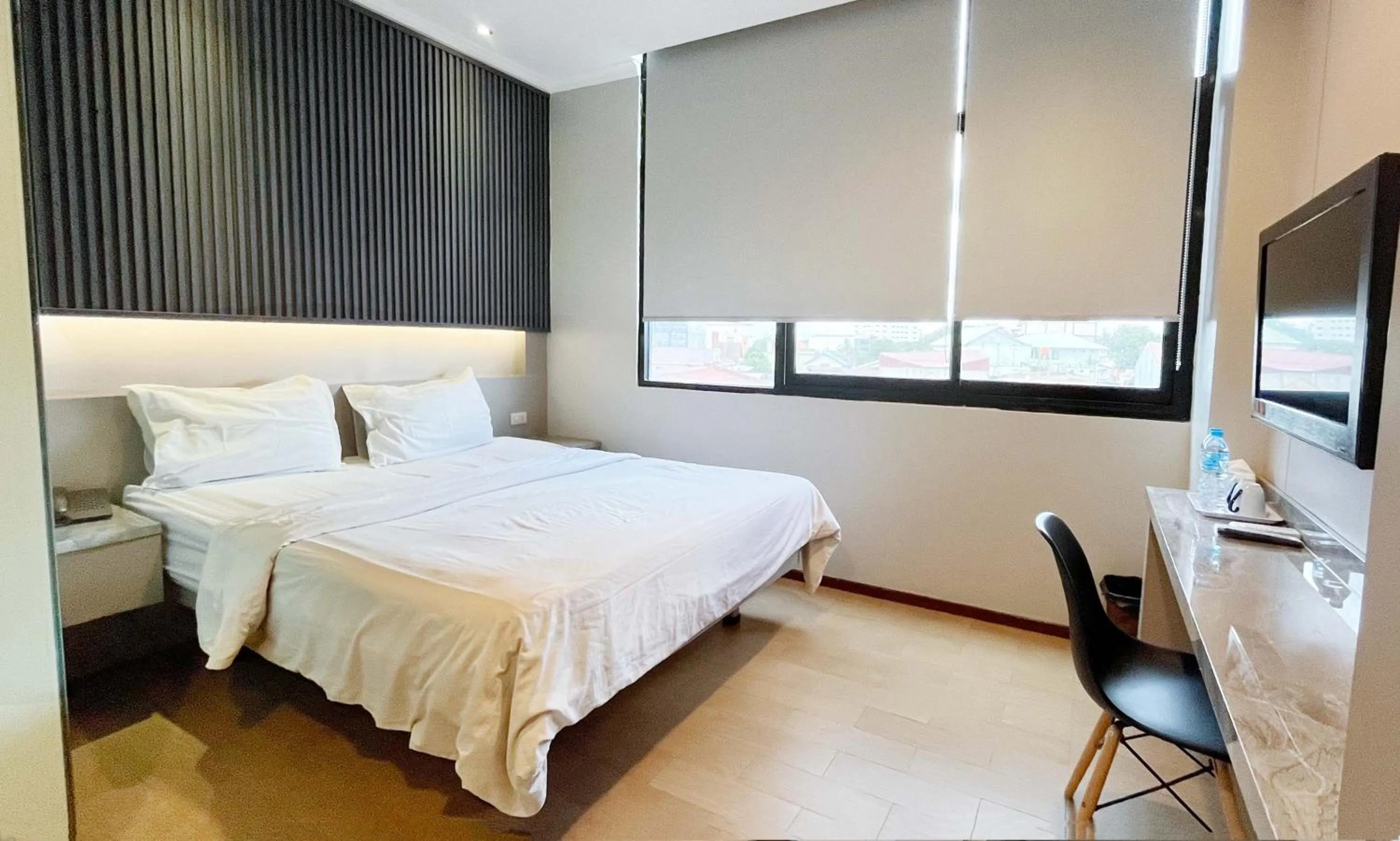 Bed in G-Hotel Pontianak