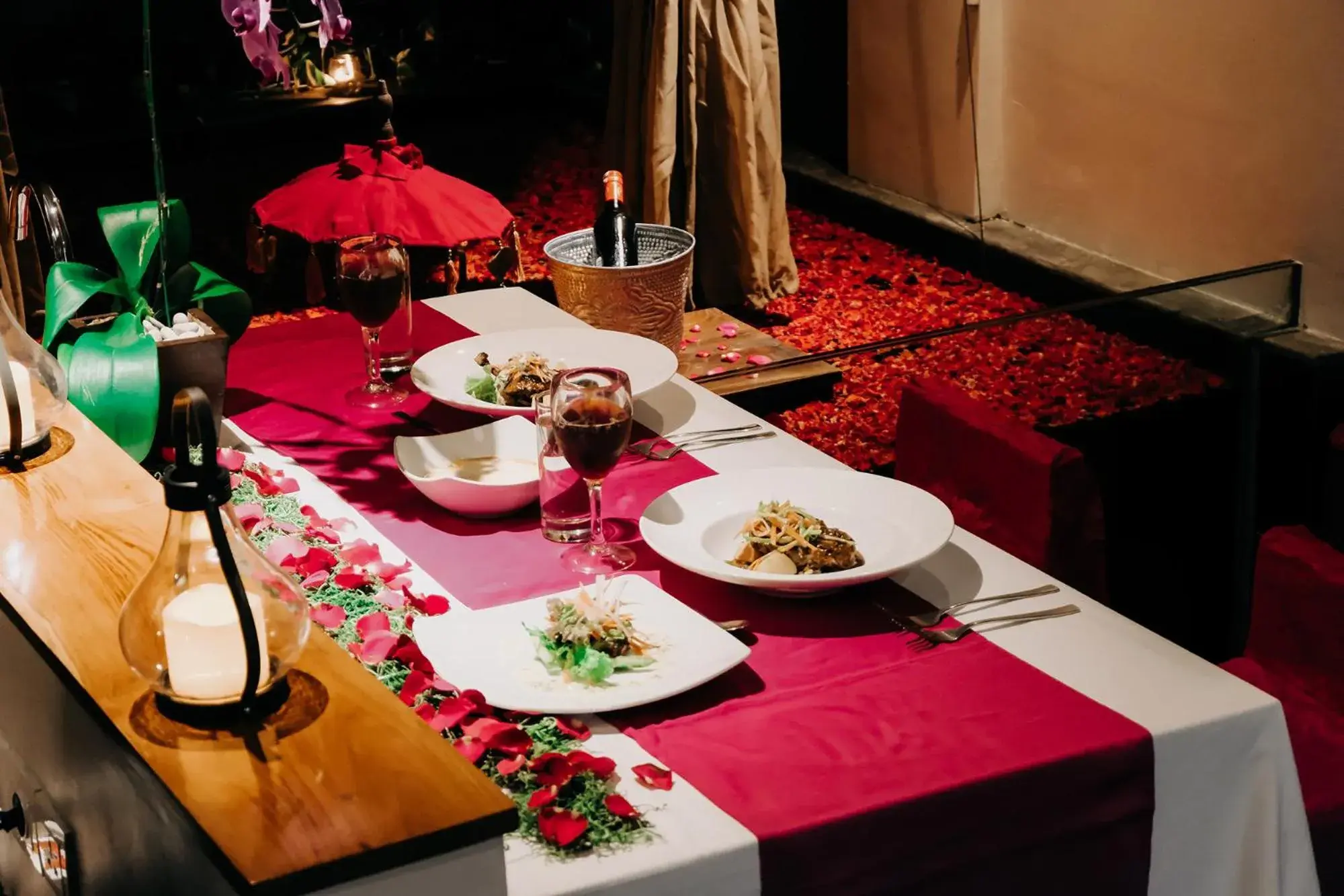 Food and drinks in 18 Suite Villa Loft at Kuta Food and drinks in 18 Suite Villa Loft at Kuta