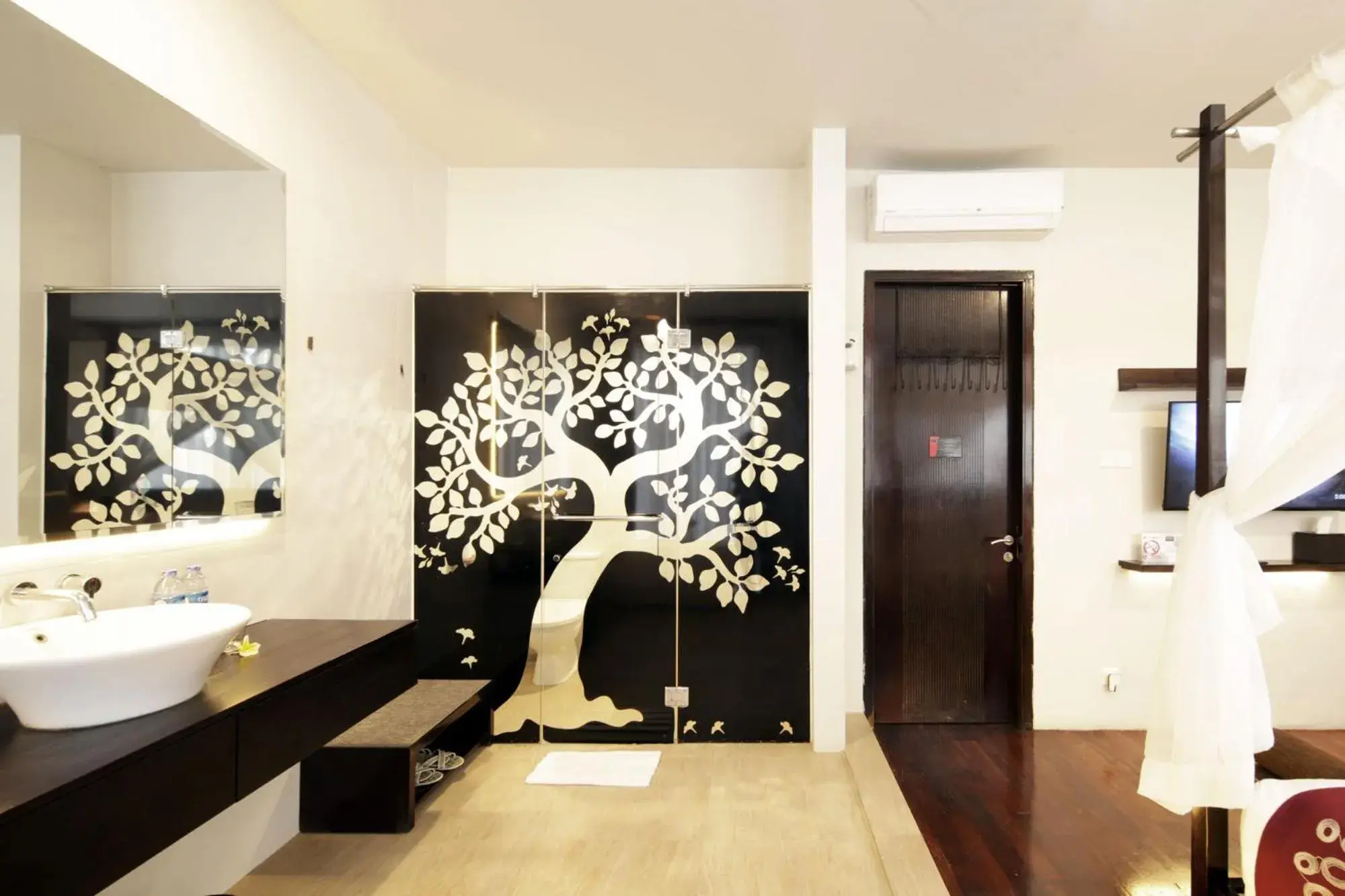 18 Suite Villa Kuta 18 Suite Villa Kuta