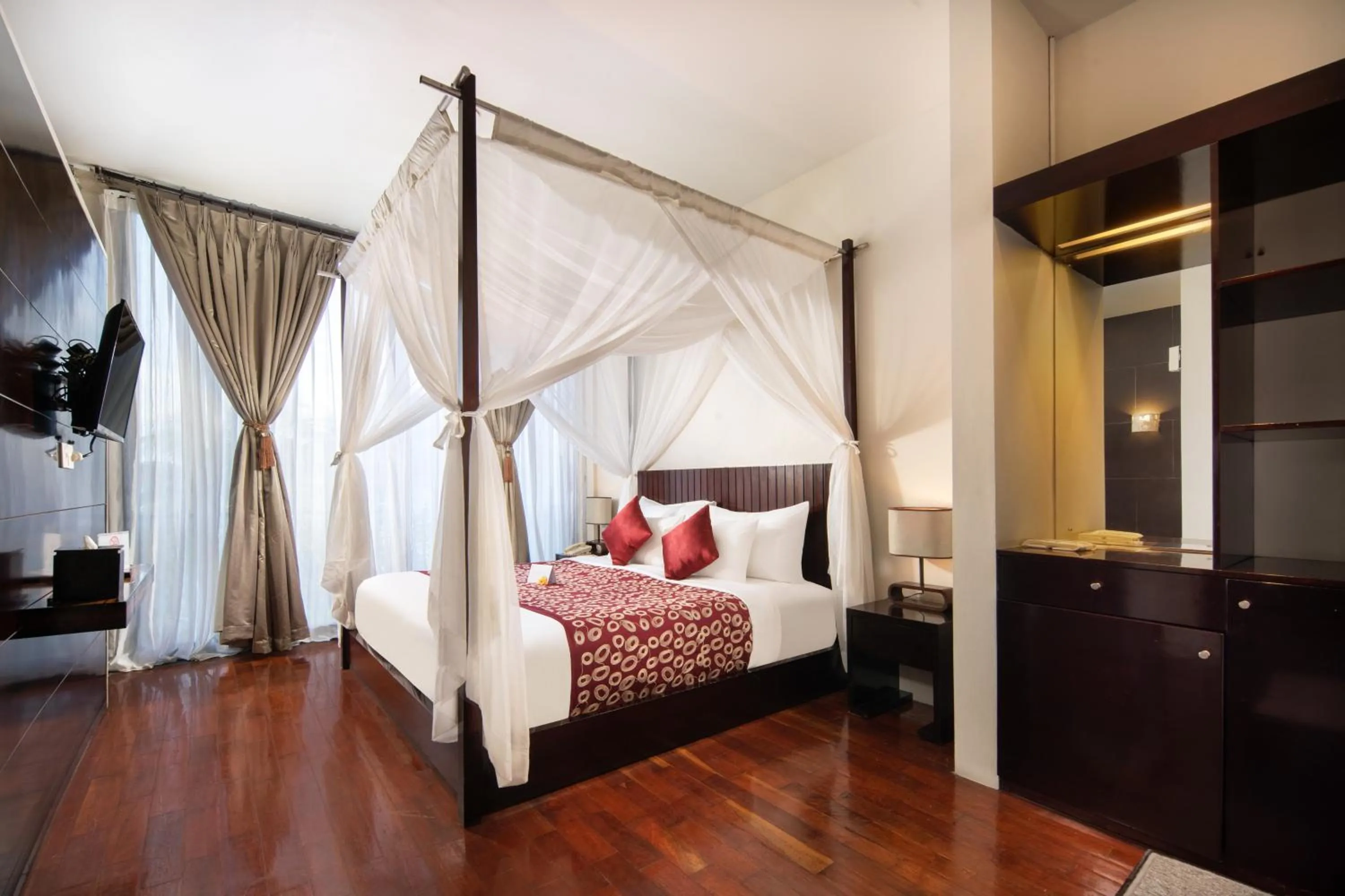 Bedroom, Bed in 18 Suite Villa Kuta