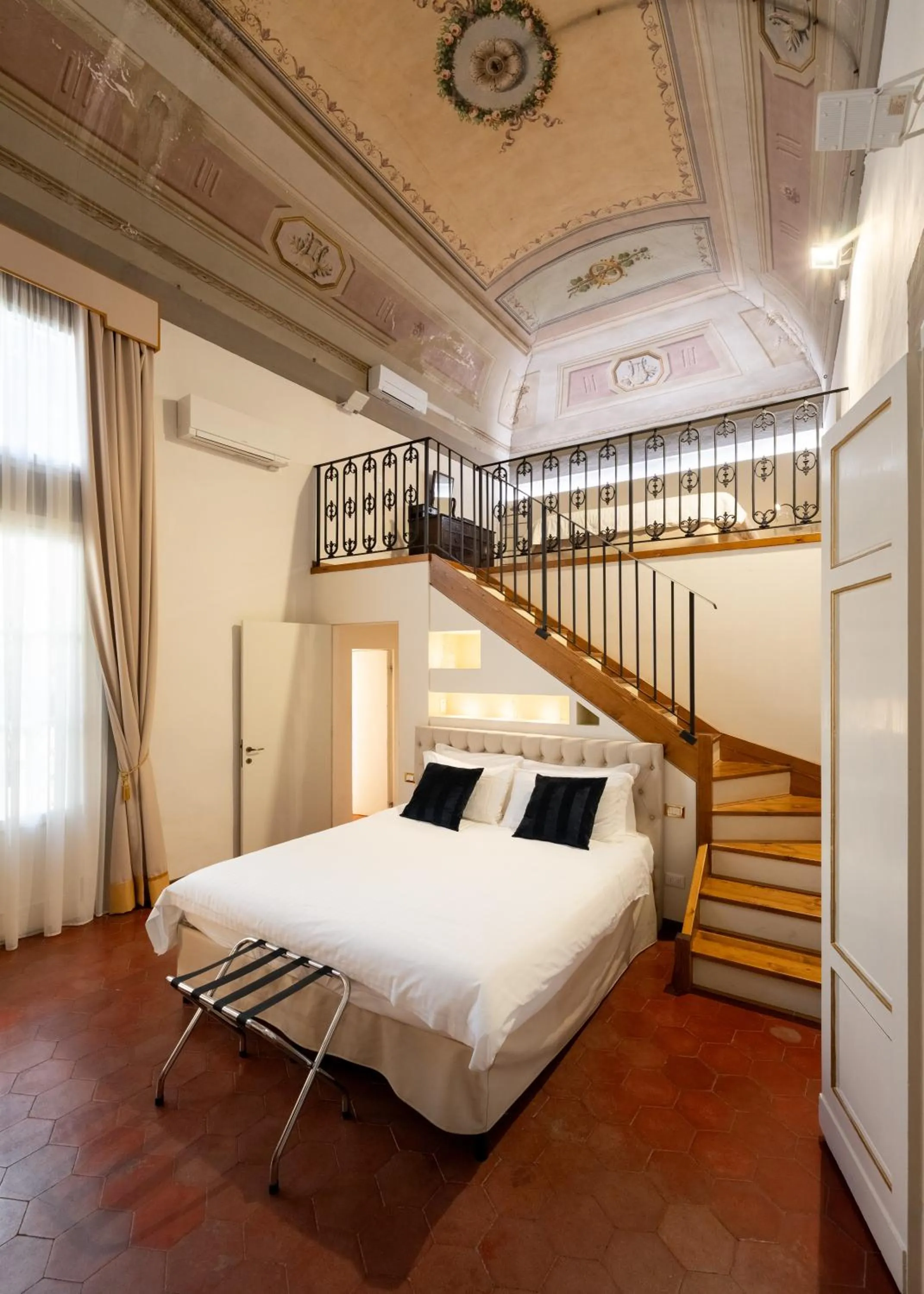 Bed in Palazzo D'Ambra Residenza d'Epoca