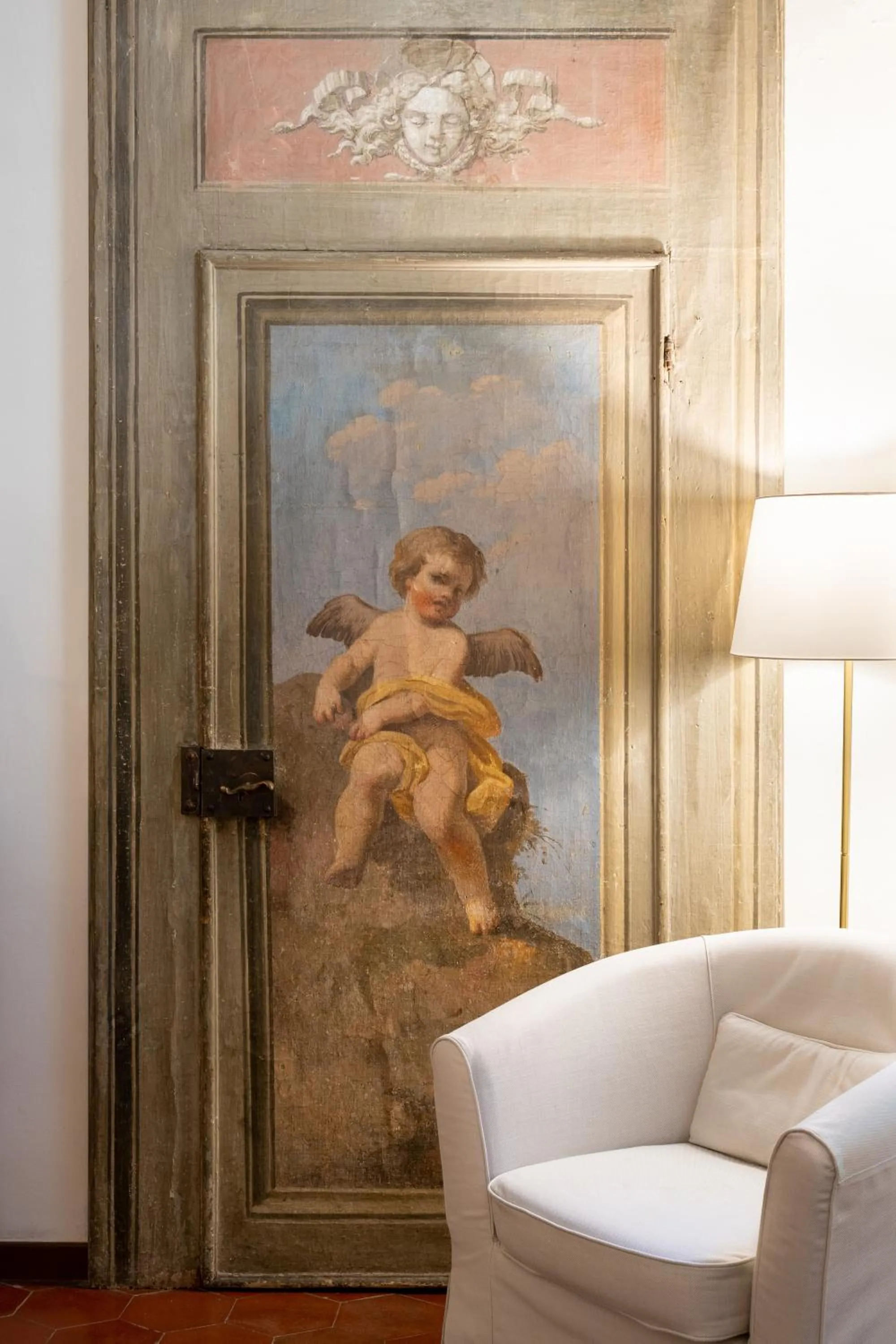 Decorative detail in Palazzo D'Ambra Residenza d'Epoca