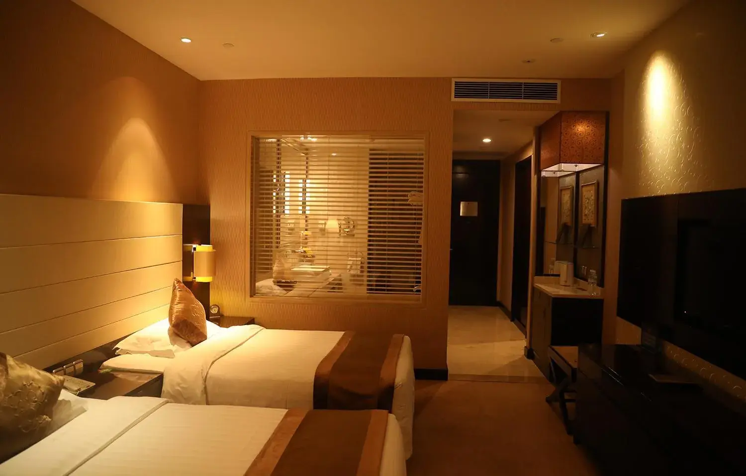 Bed in Ritan Hotel Downtown Beijing Bed in Ritan Hotel Downtown Beijing