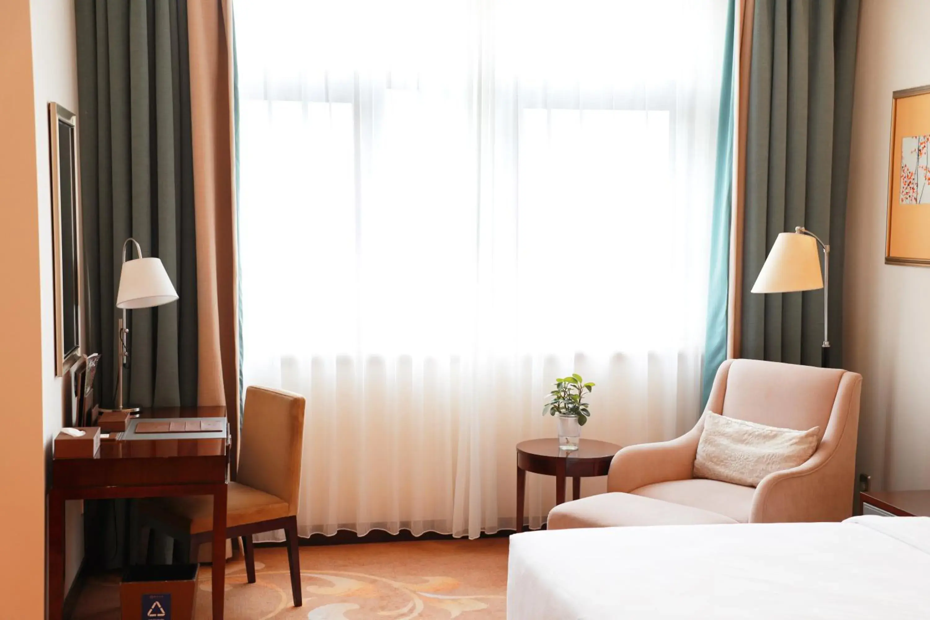 Bed in Ritan Hotel Downtown Beijing Bed in Ritan Hotel Downtown Beijing